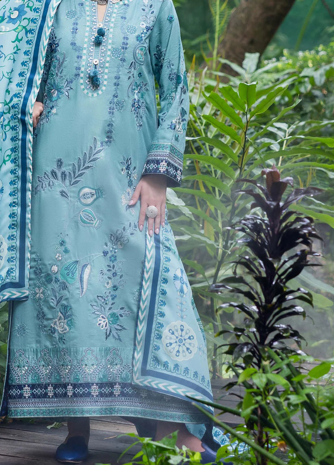 GLIDED HOUR | Mushq | Symphony Hemline Karandi Winter Collection 2025
