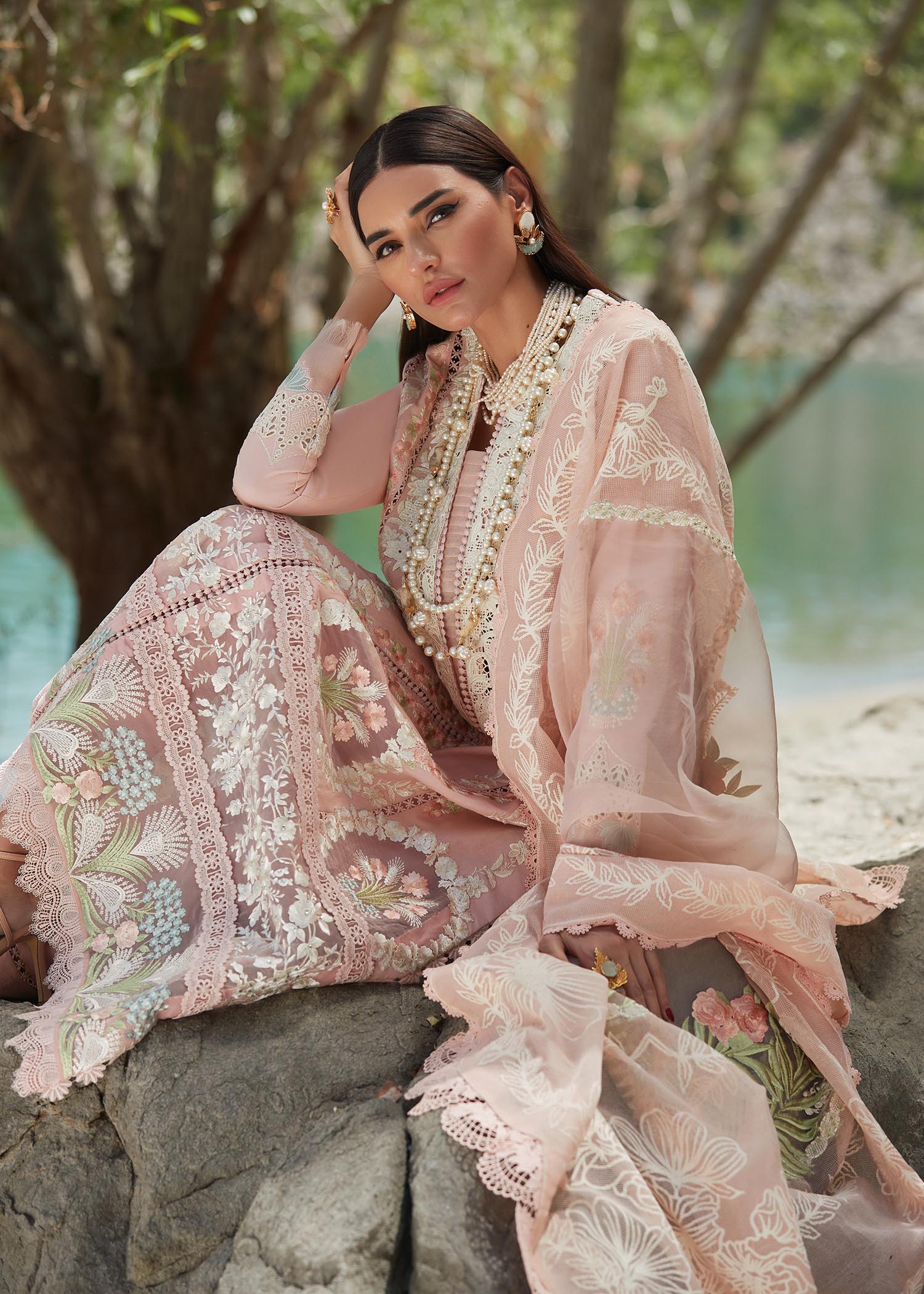 D-2B |  Saira Shakira | Crimson | Luxury Lawn 2023