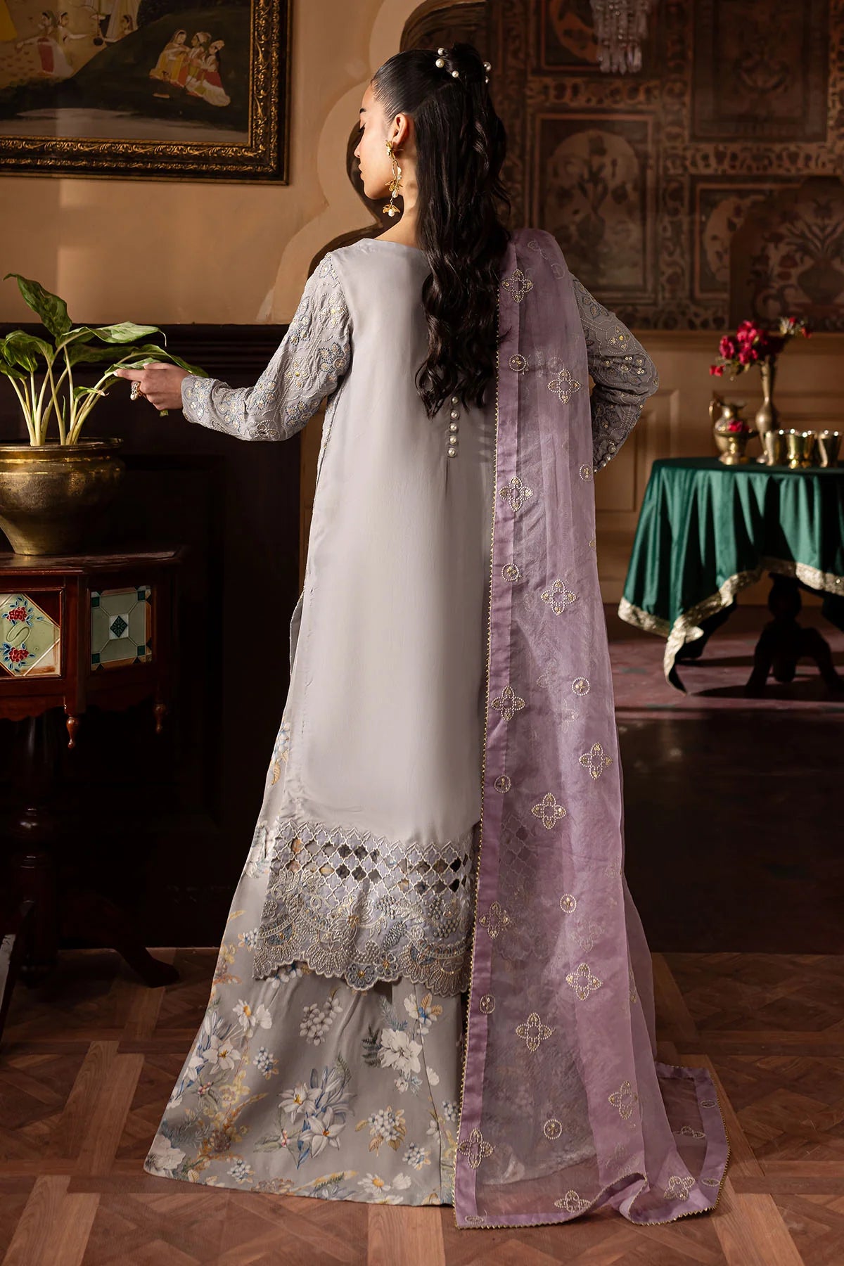 NE-142 | Nureh | Nur Mahal Collection 2025