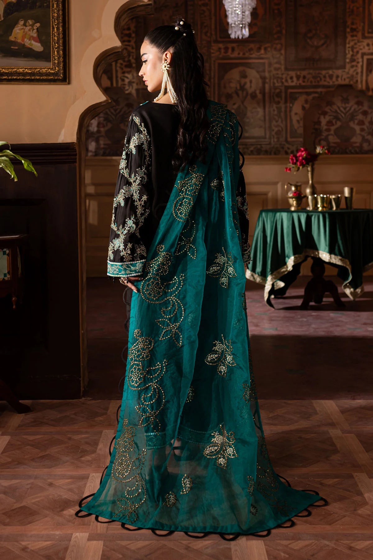 NE-140 | Nureh | Nur Mahal Collection 2025