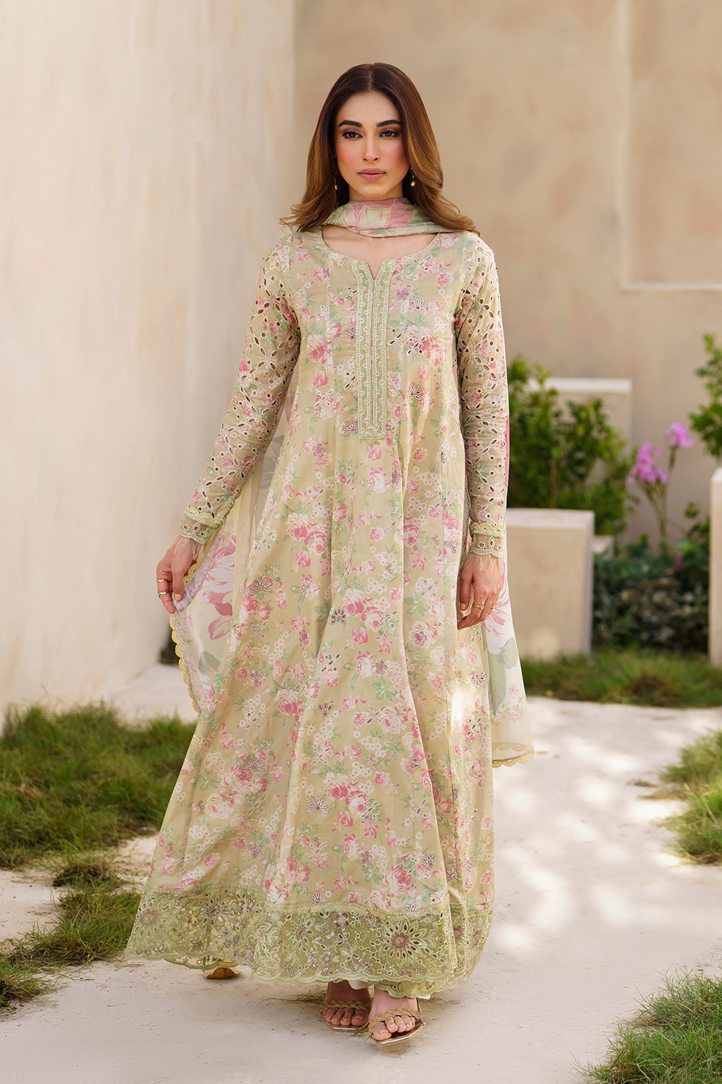 SFL-05 | Iznik | Festive Lawn Collection 2024