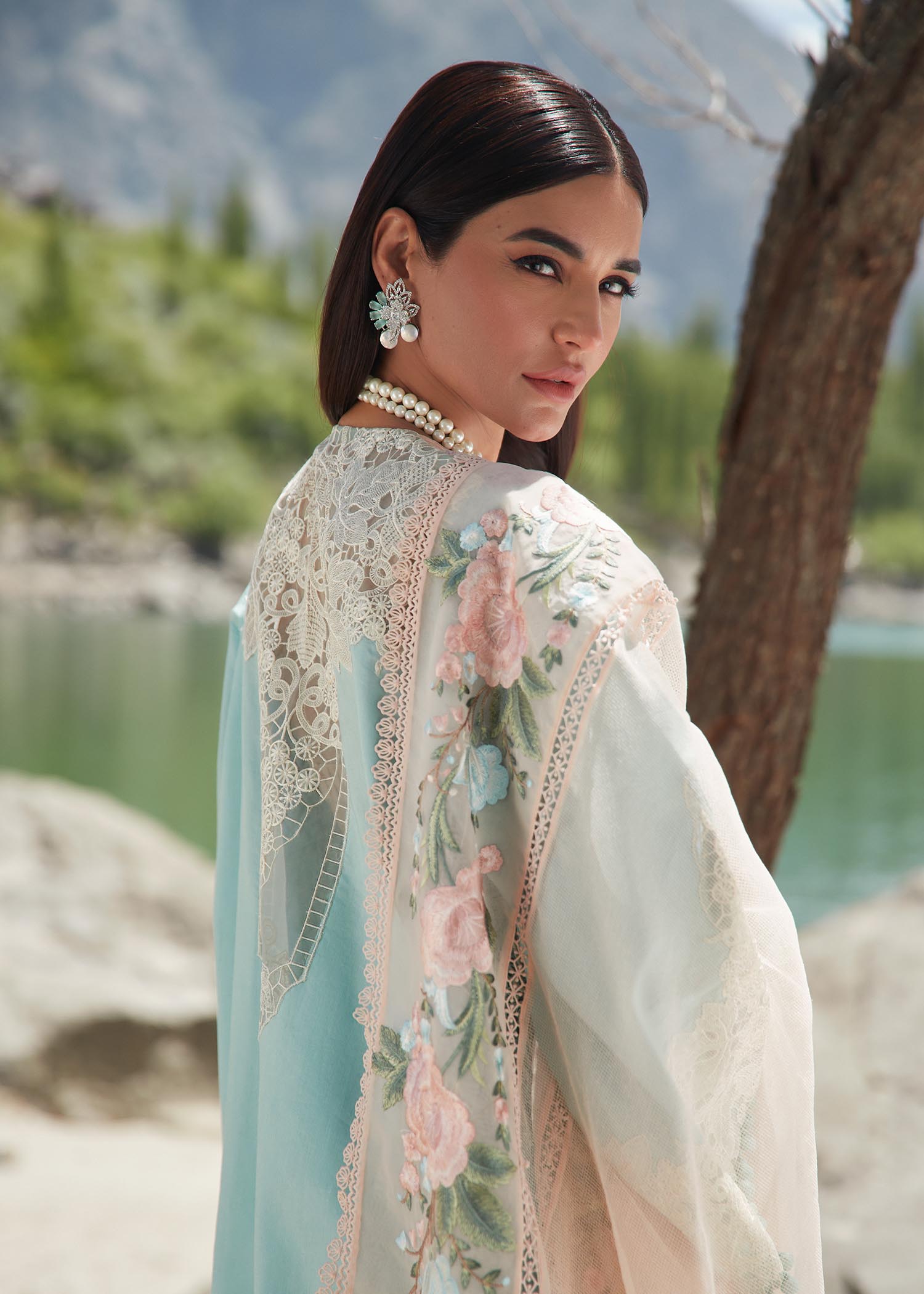 D-6B |  Saira Shakira | Crimson | Luxury Lawn 2023