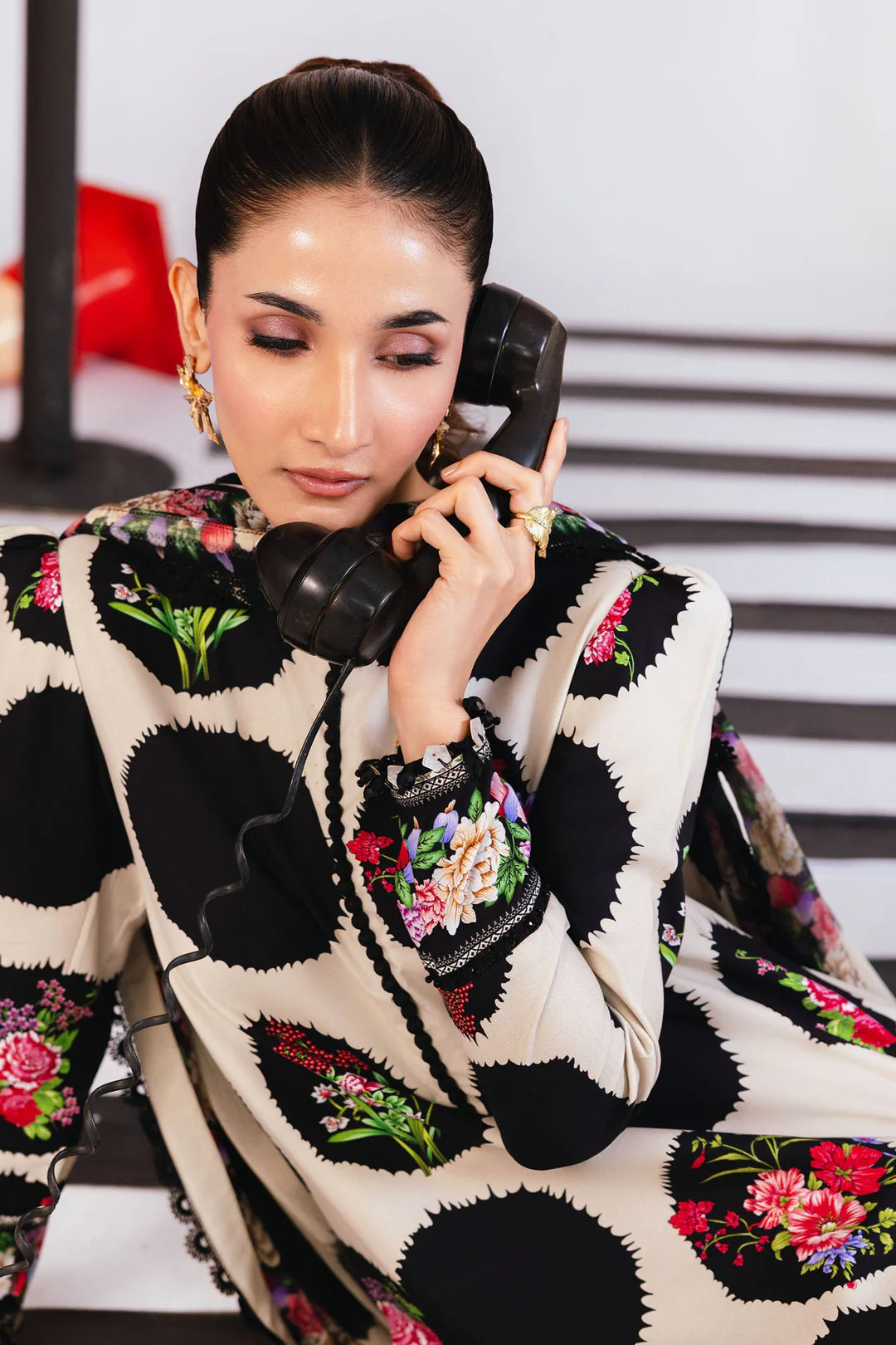 MB-CUS25-1107B | M Basic By Maria B Winter Unstitched Collection 2025