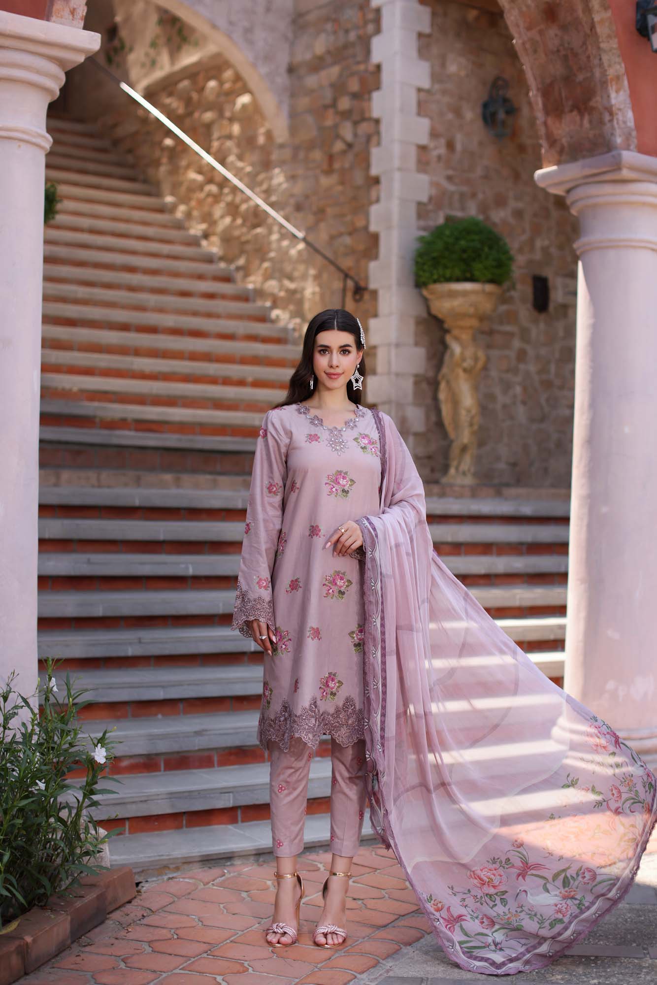 D4 | Saadia Asad  |  Noor Eid Luxe Printkari Lawn 2024