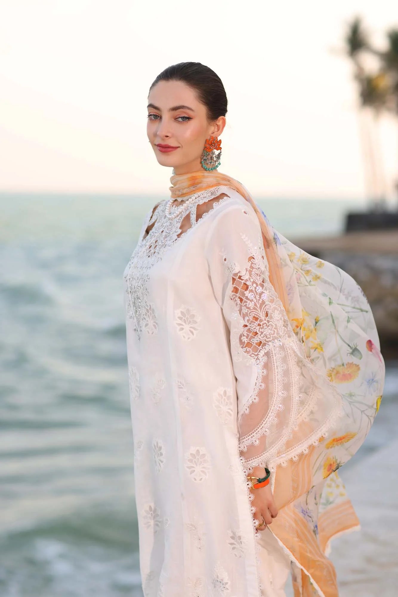 D9-B | Noor | Eid Luxury Laserkaari 2025