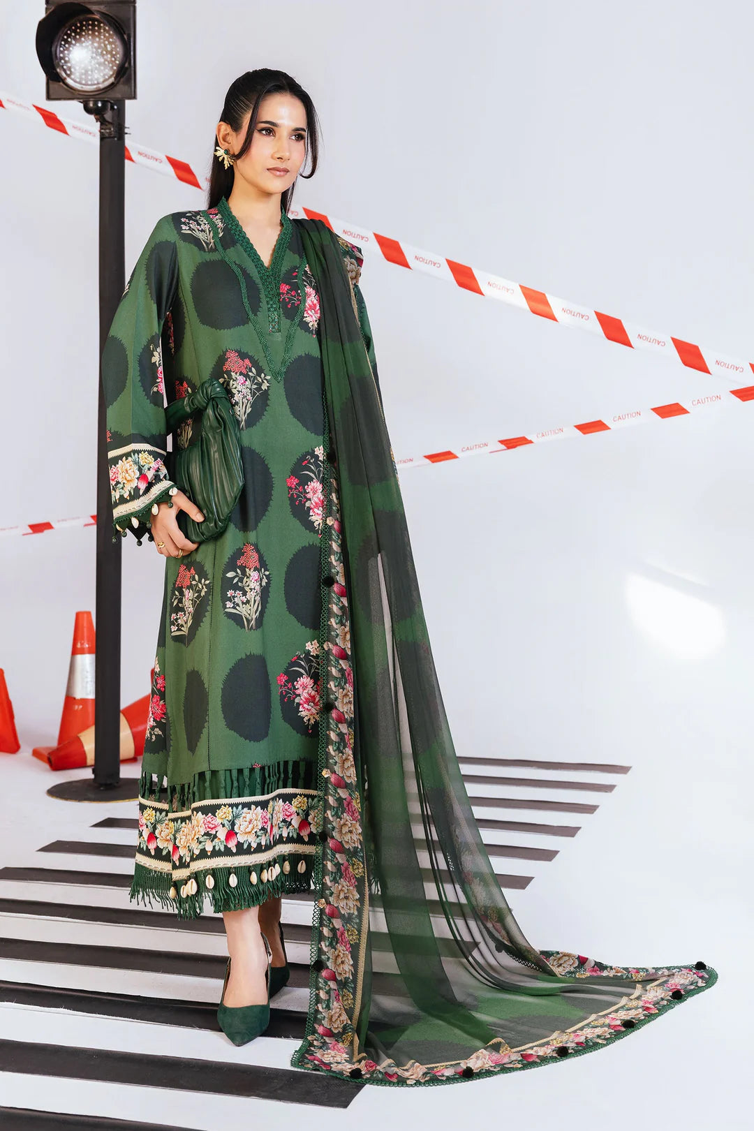 MB-CUS25-1107A | M Basic By Maria B Winter Unstitched Collection 2025