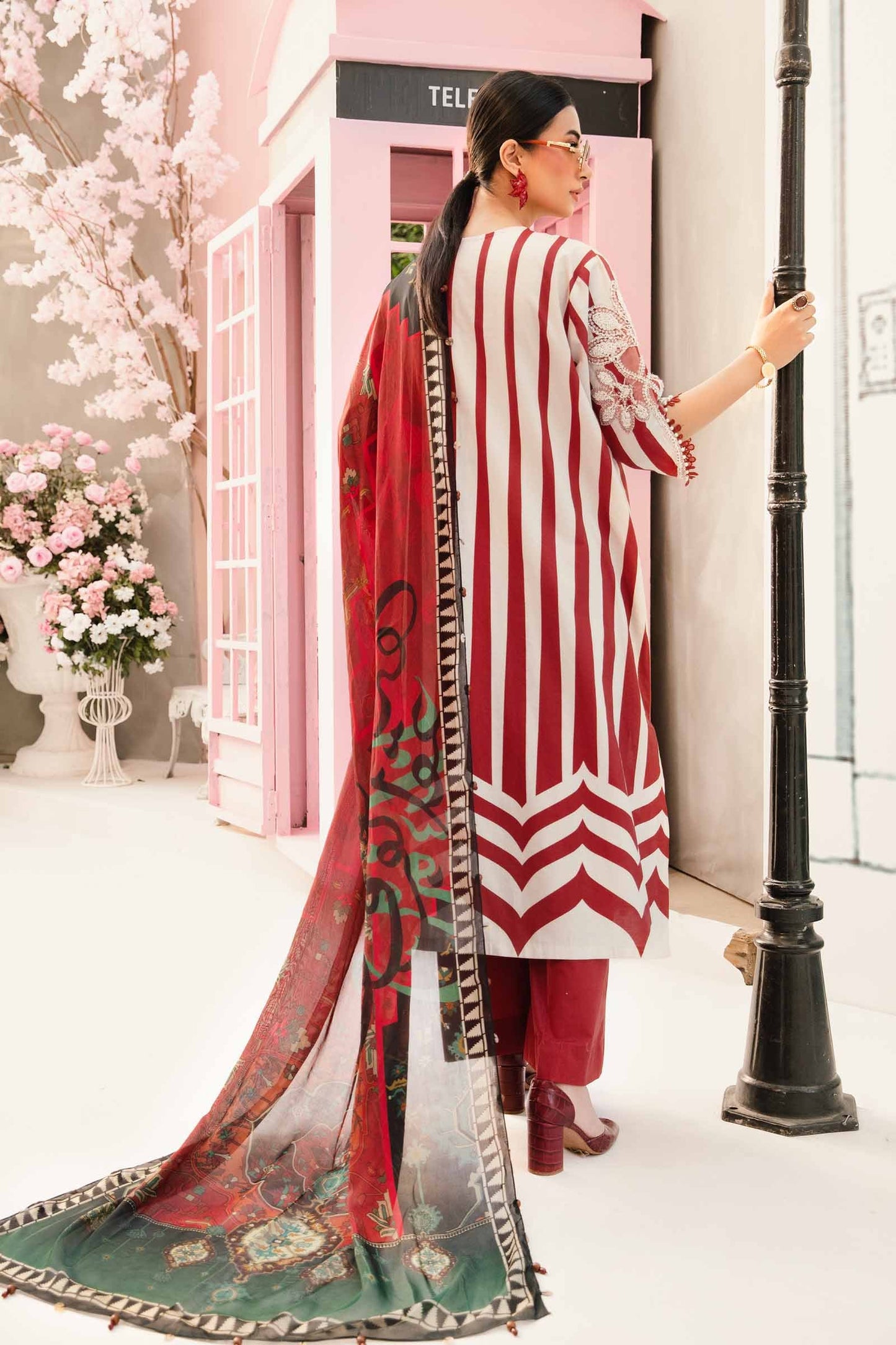 MPT-2609-A | Maria B | Mprints Summer Lawn 2025