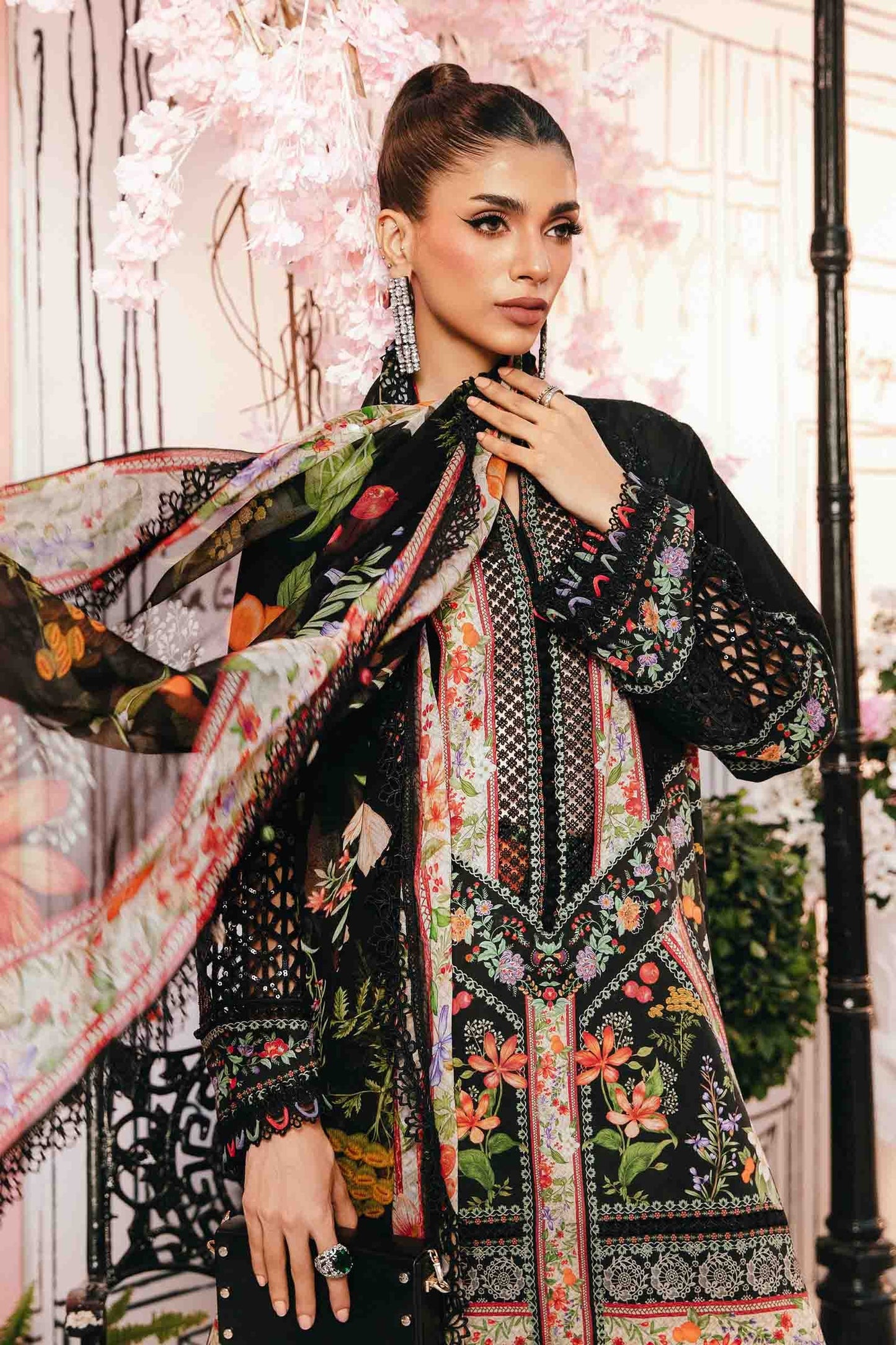 MPT-2610-B | Maria B | Mprints Summer Lawn 2025