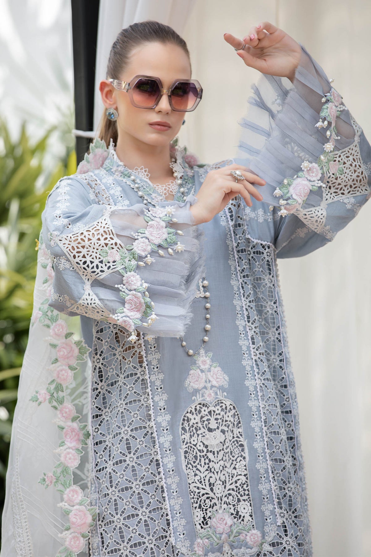 D10 | Maria B | Eid Lawn Collection 2023