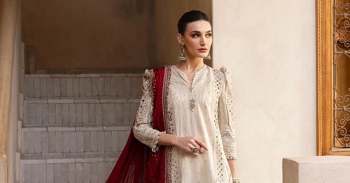 D-2511-B | Maria B | Luxury Lawn 2025