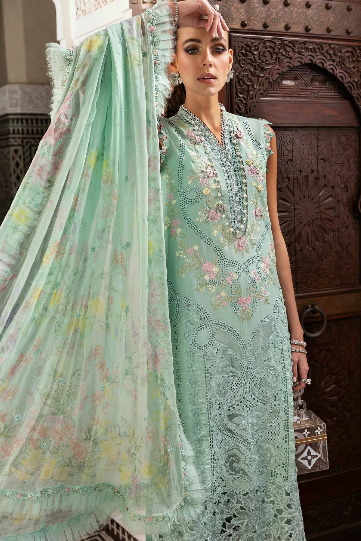 D-2514-A | Maria B | Luxury Lawn 2025