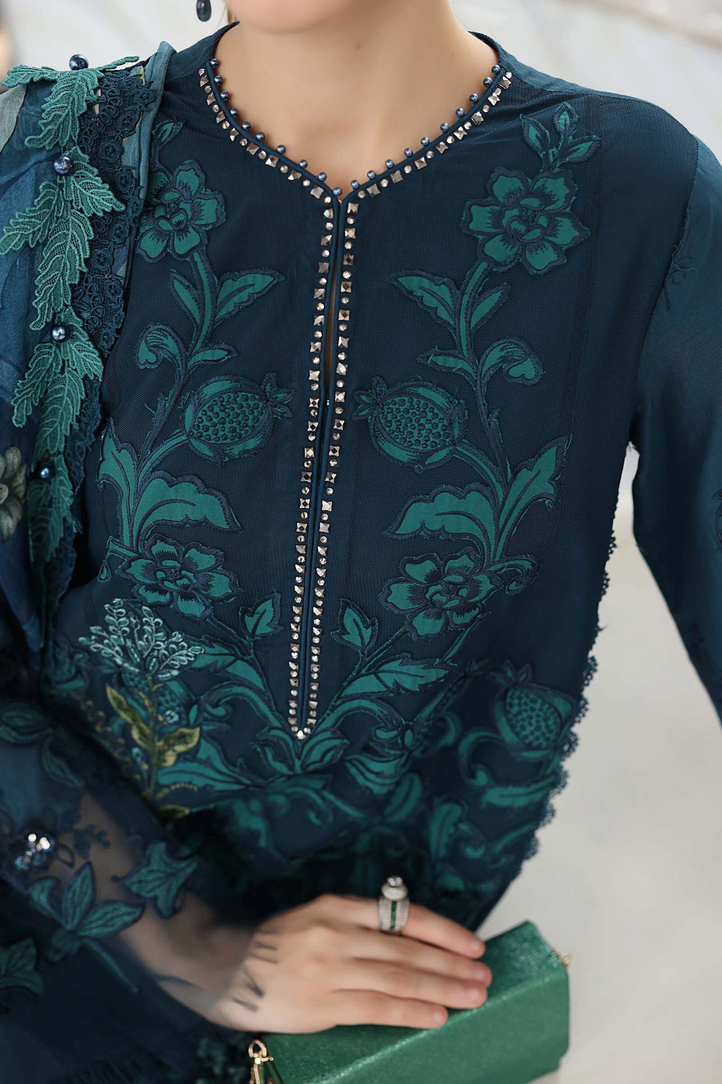 EL-26-06 | Maria B | Eid Luxury Lawn Collection 2026