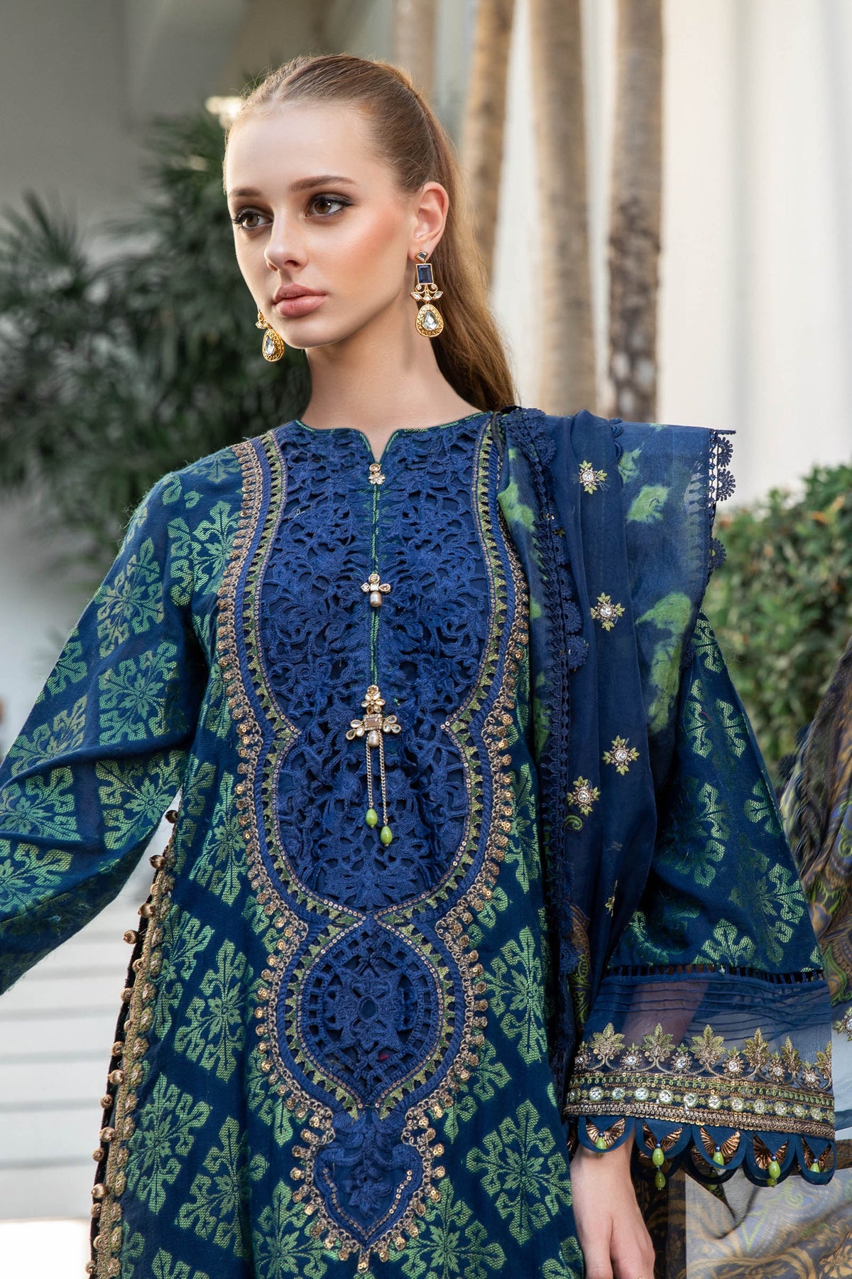 D8 | Maria B | Eid Lawn Collection 2023