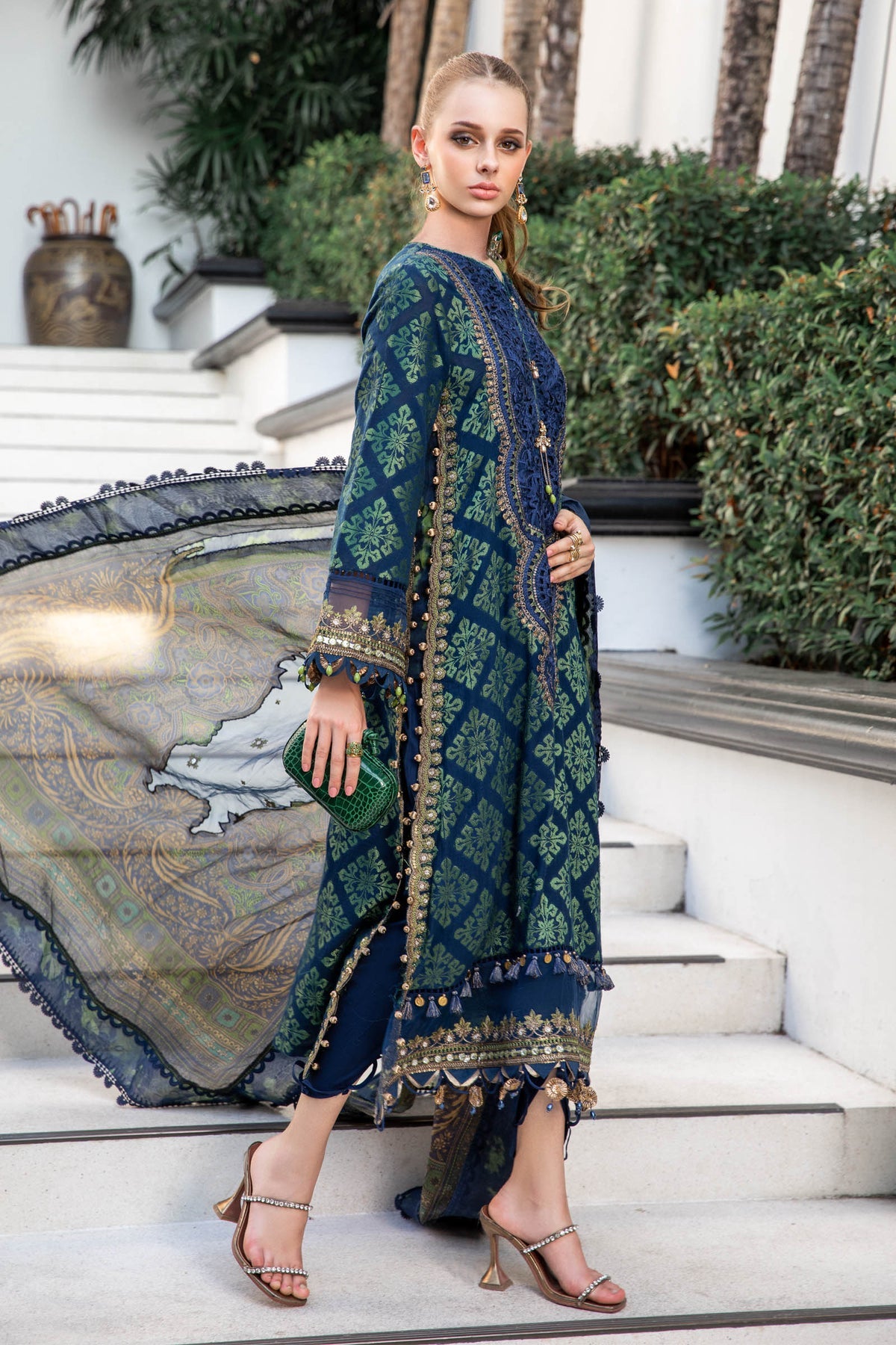 D8 | Maria B | Eid Lawn Collection 2023