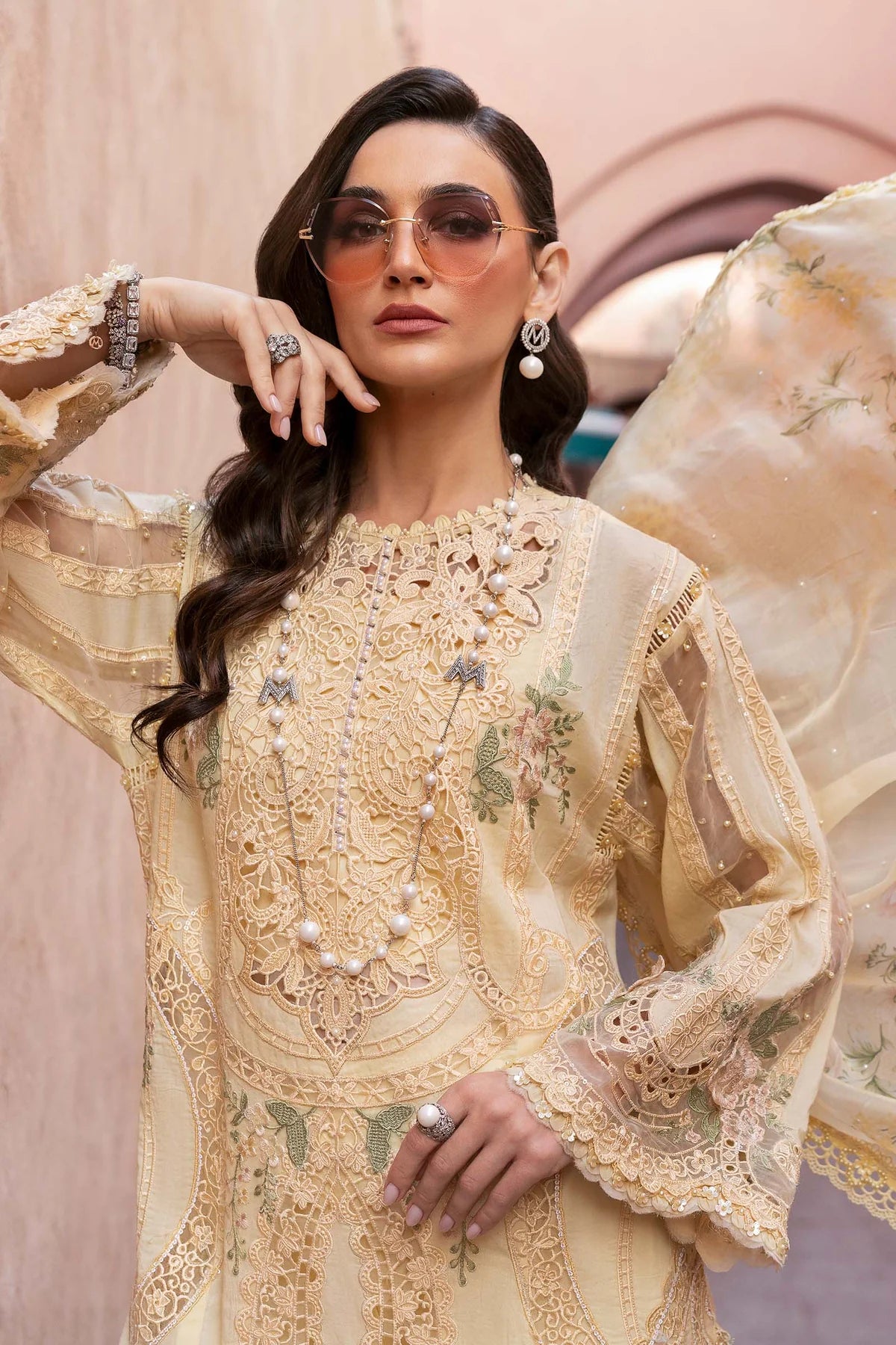 D-2509-A | Maria B | Luxury Lawn 2025 Ayat B Wardrobe D-2509-A | Maria B | Luxury Lawn 2025 Ayat B Wardrobe