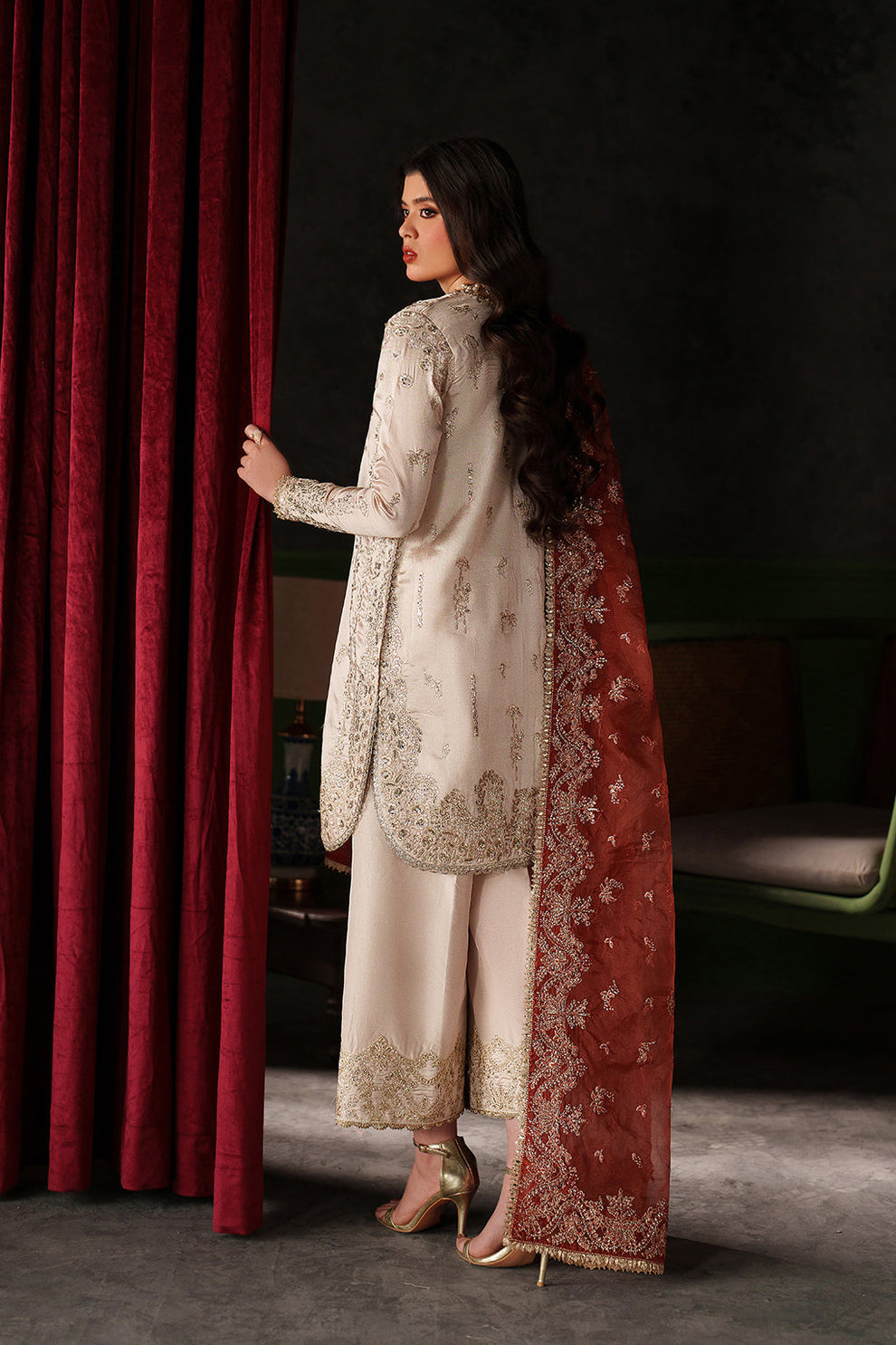 POISE | Emaan Adeel | Verve Silk Edit Collection 2026