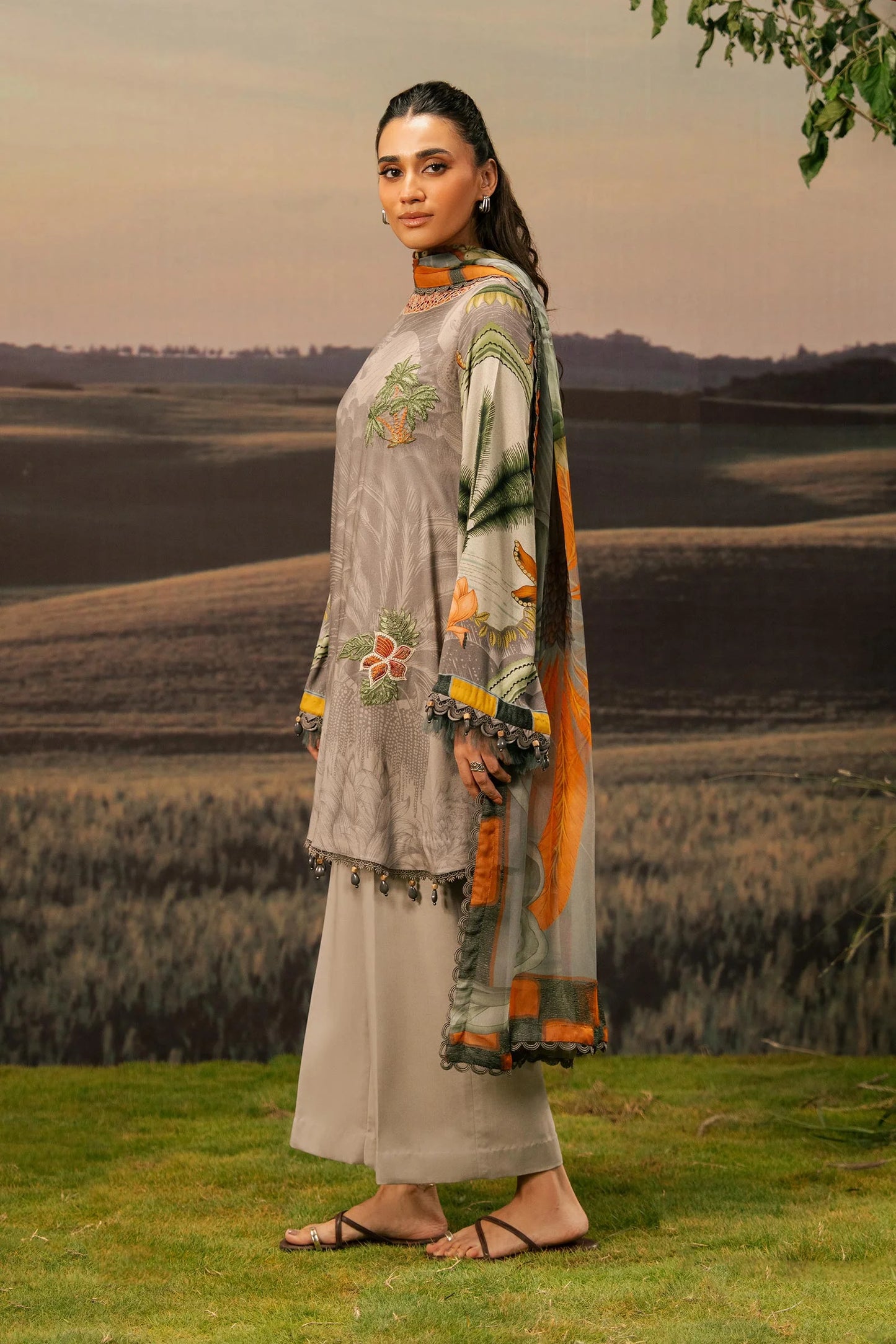 MB-PFUS25-06B | Maria B | Mbasic Fall Collection 2025