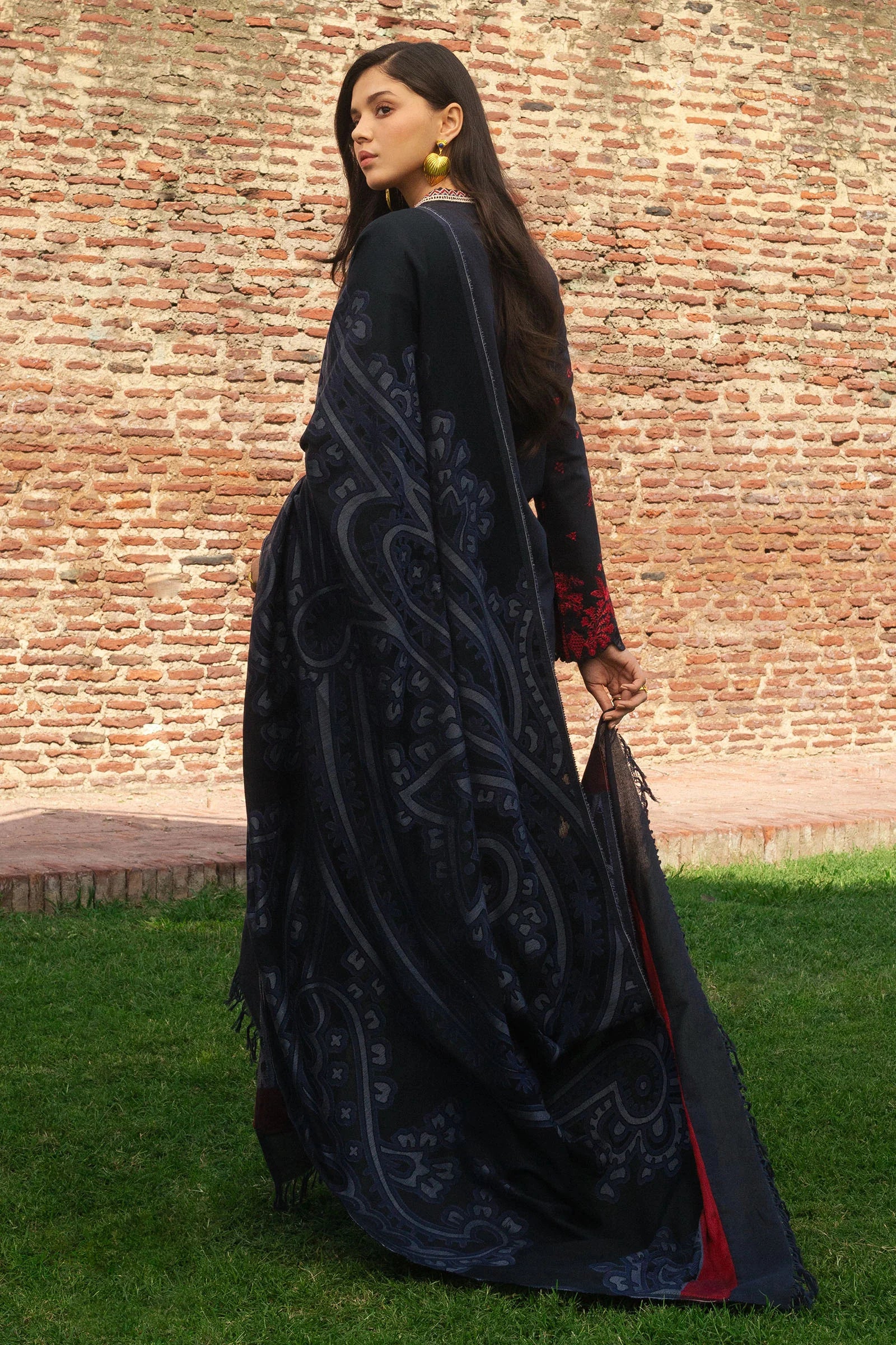 DARYA-D2 | Zara Shahjahan | Winter Collection 2024