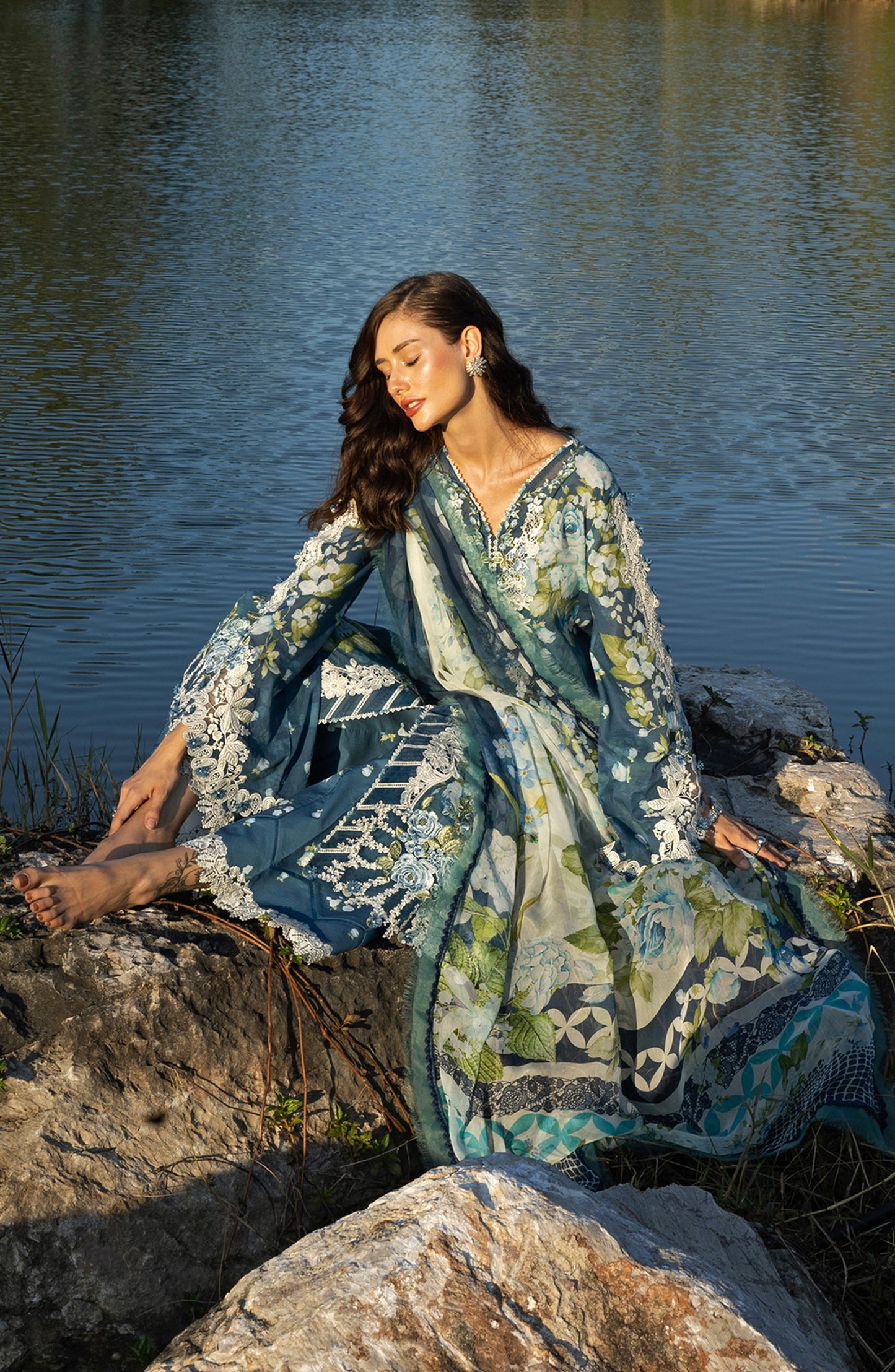 ESA-7B SEA ENCHANTRESS | Elaf Premium | Signature Lawn Collection 2026