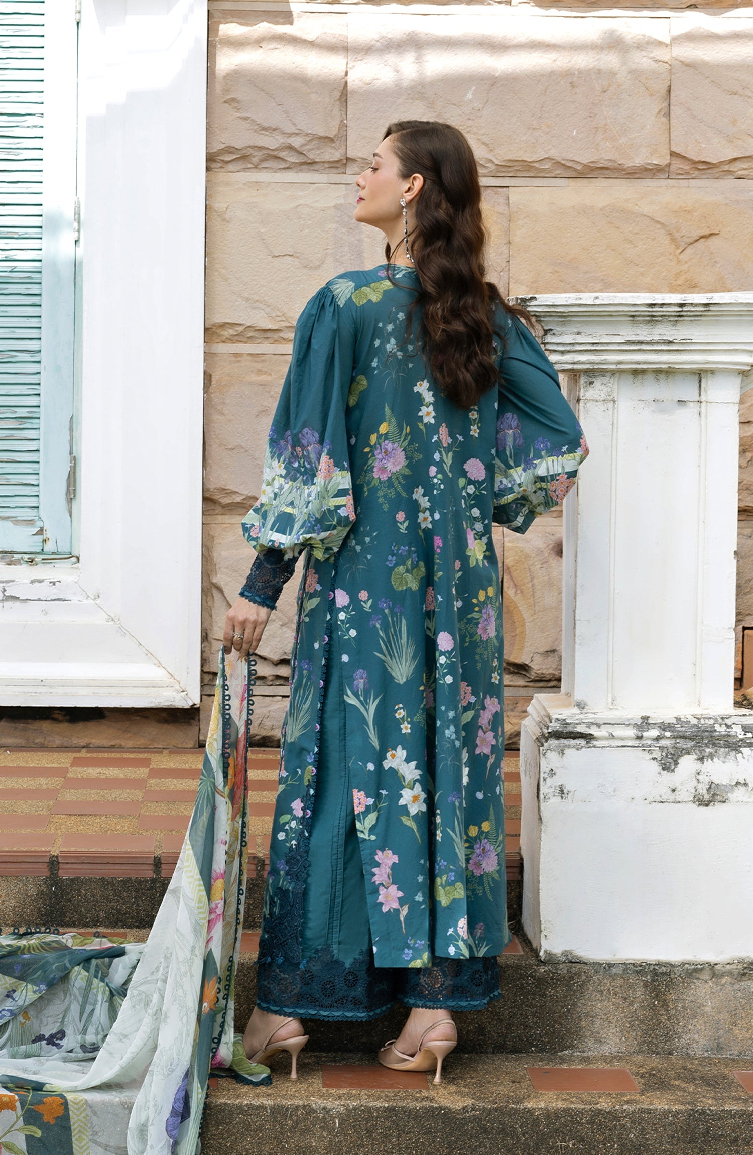 ESA-5A OCEANA VEIL | Elaf Premium | Signature Lawn Collection 2026