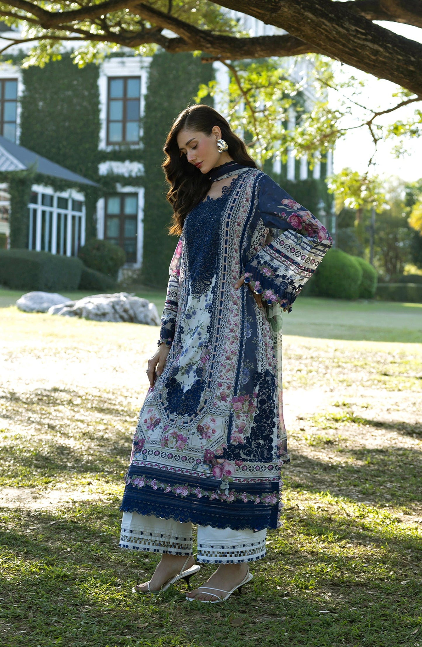 ESA-2A VERONICA | Elaf Premium | Signature Lawn Collection 2026