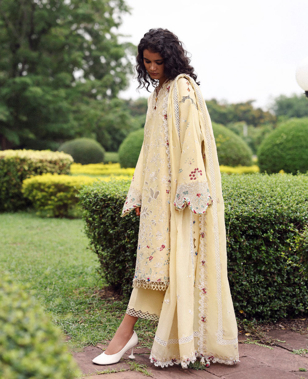 Elaris | Republic Womenswear | Lilas Summer Lawn Collection 2026