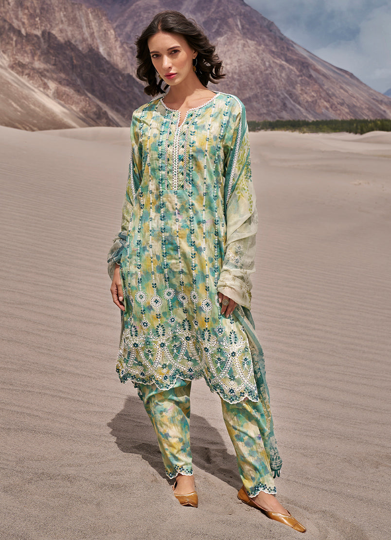 Elnaz | Image | Summer Printkari Lawn Collection 2023