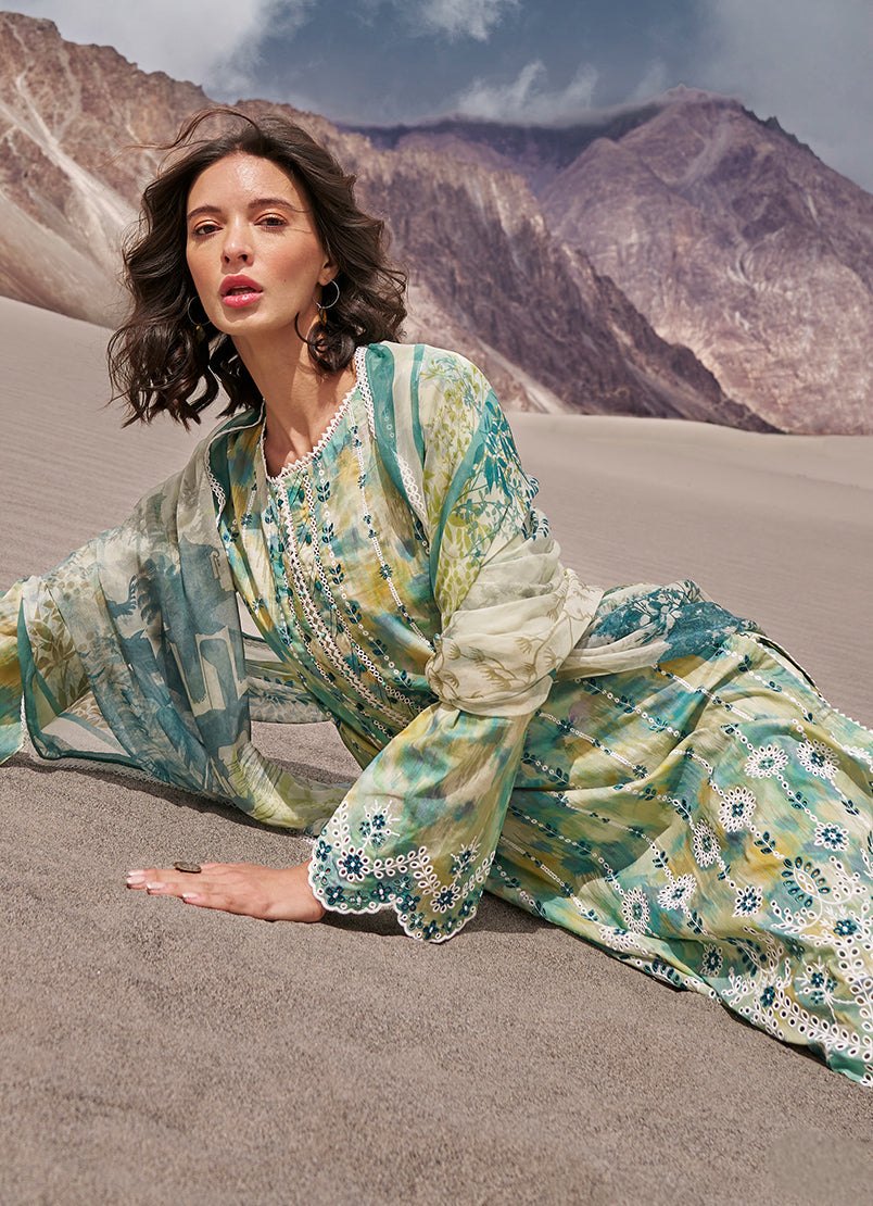 Elnaz | Image | Summer Printkari Lawn Collection 2023