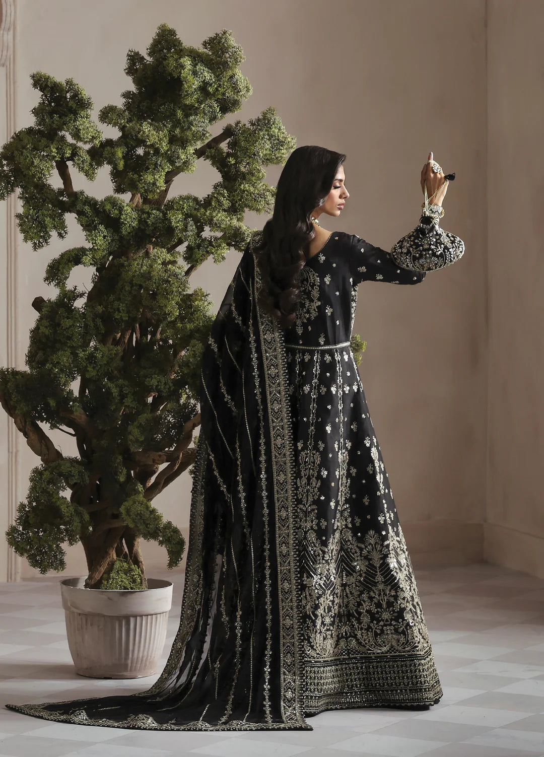 SORELIA | SERICA UNSTITCHED RAW SILK COLLECTION 2025