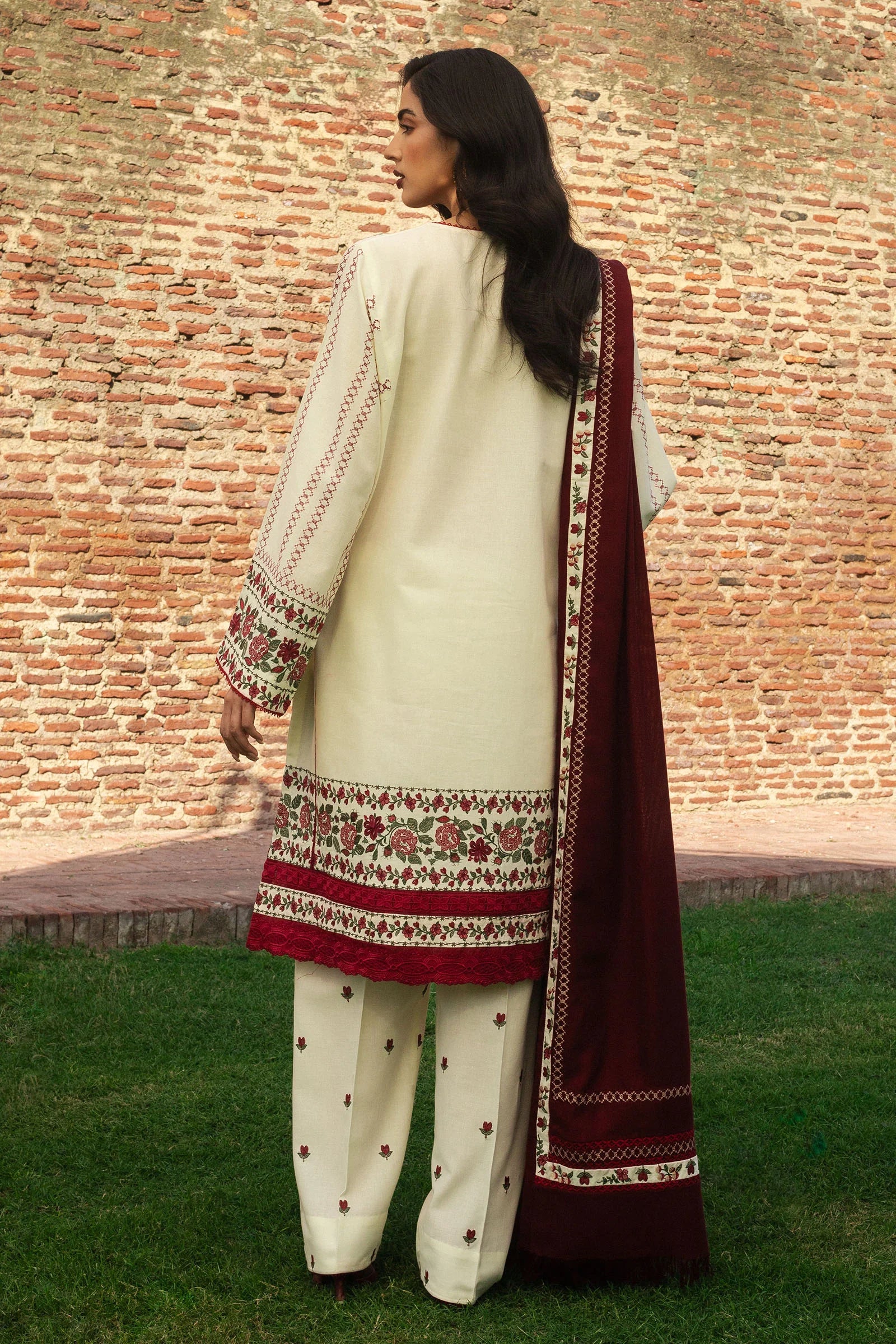 FARIDEH-D1 | Zara Shahjahan | Winter Collection 2024