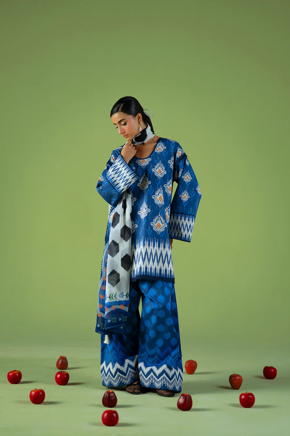 CITY BLOOM – JPU25-09 | Saira Rizwan | Joolie Prints Cambric Intermix Collection 2025