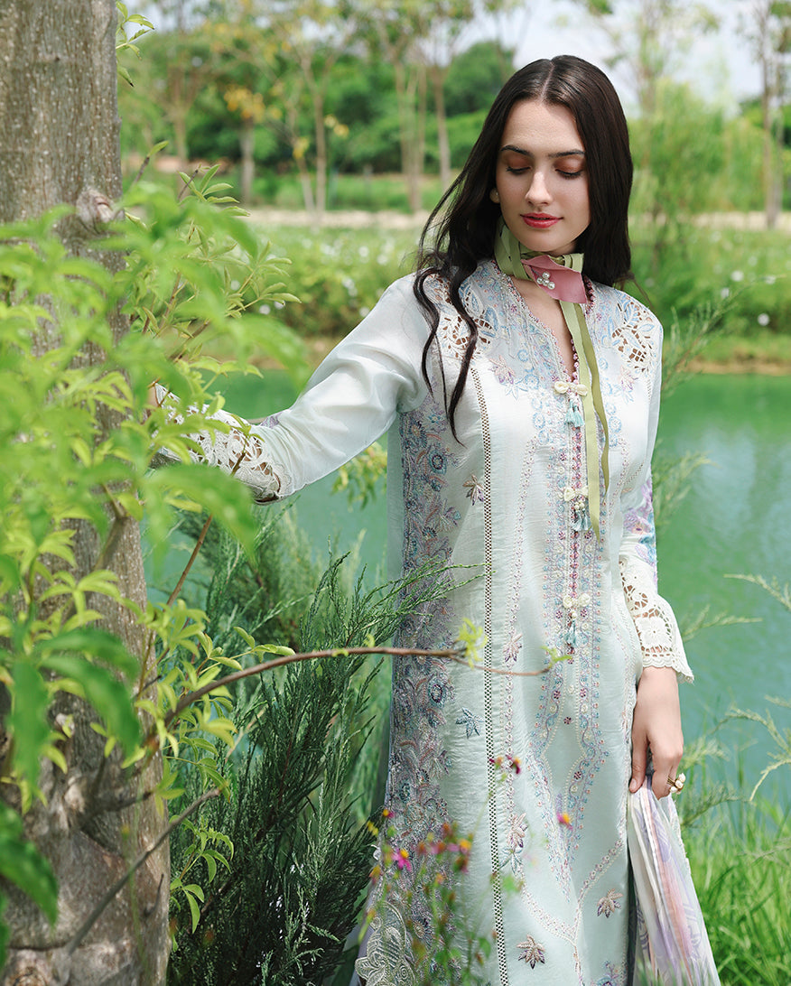 Garden Royale | Mushq | Hemline The Secret Garden Lawn 2026