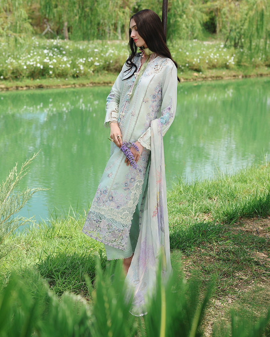 Garden Royale | Mushq | Hemline The Secret Garden Lawn 2026