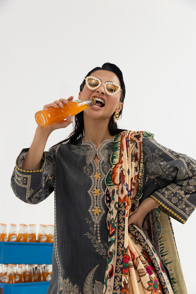 005A | Sana Safinaz | Mahay Winter Unstitched Collection 2025