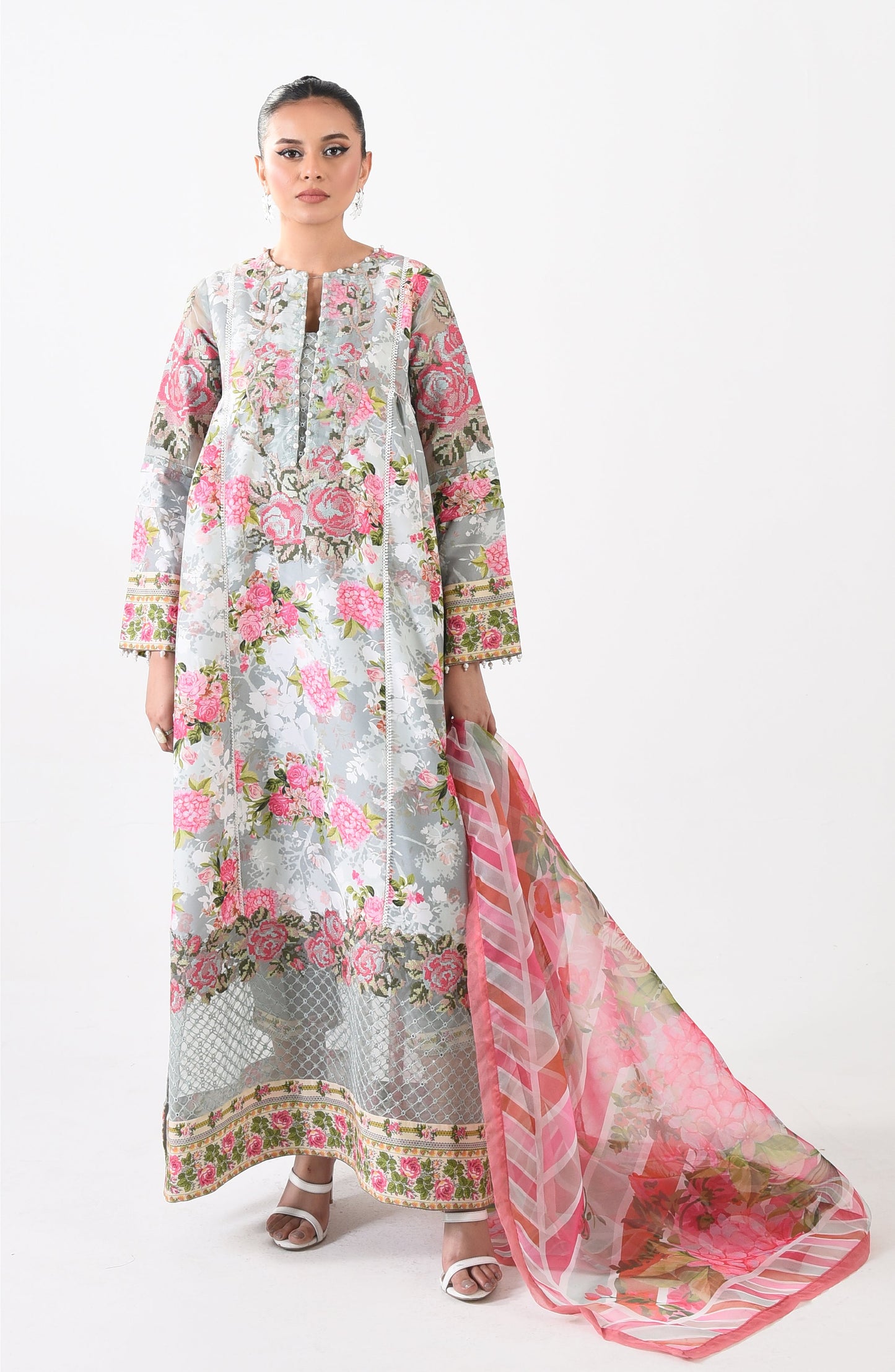 Maya MS24-574 | Maryam and Maria | Summer Luxury Lawn 2024