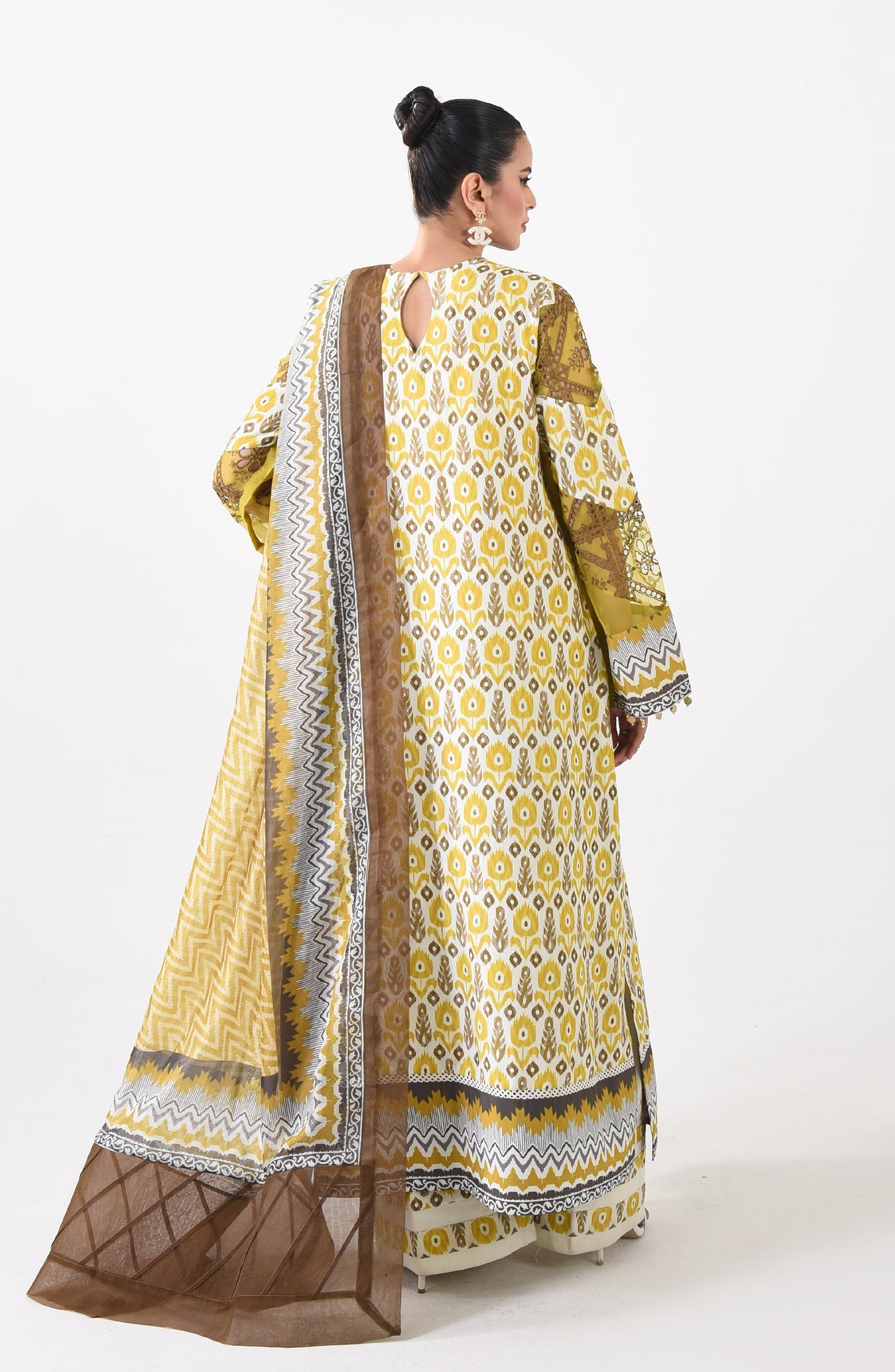 Layla MS24-576 | Maryam and Maria | Summer Luxury Lawn 2024