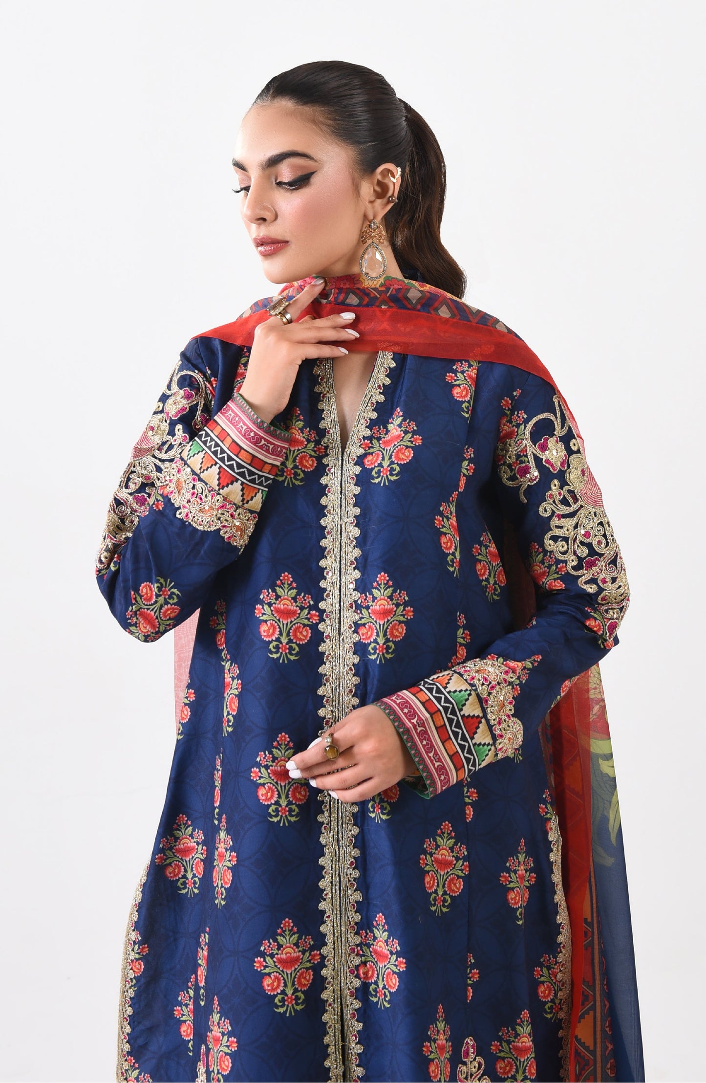 Mariam MS24-575 | Maryam and Maria | Summer Luxury Lawn 2024