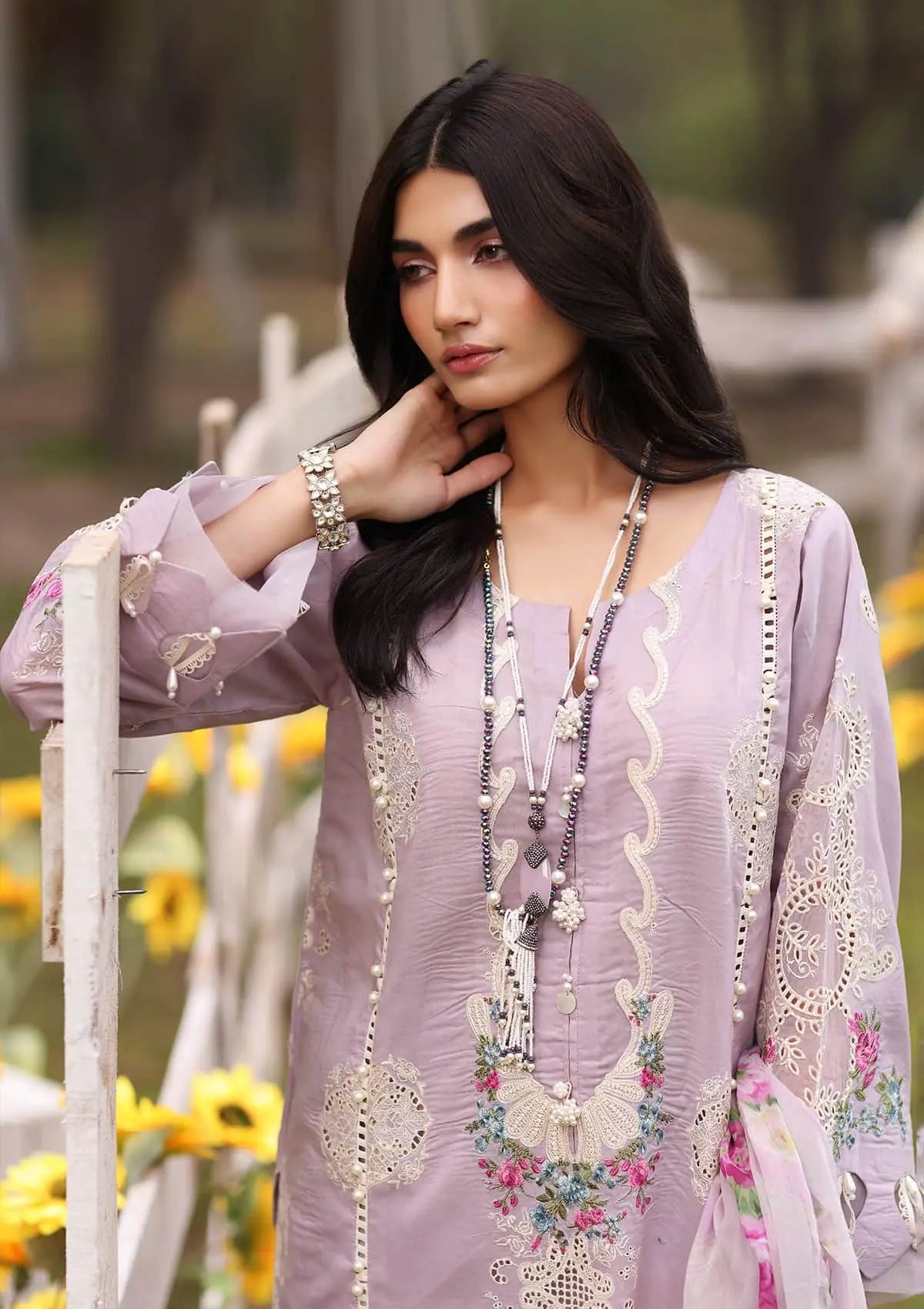 KFL - 8B - Elaya | Kahf | Luxury lawn Collection 2024