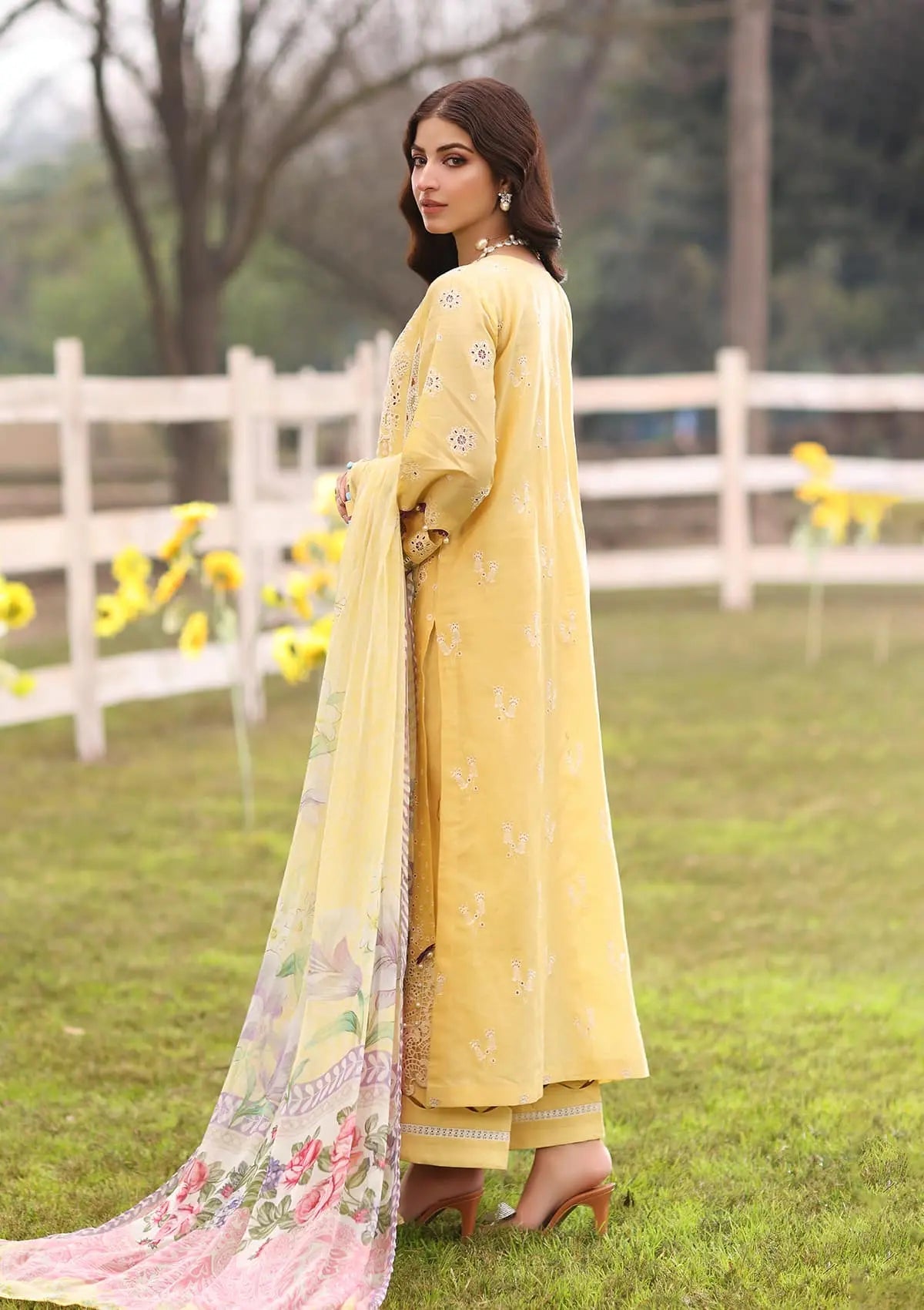 KFL - 5 - Sahar  | Kahf | Luxury lawn Collection 2024