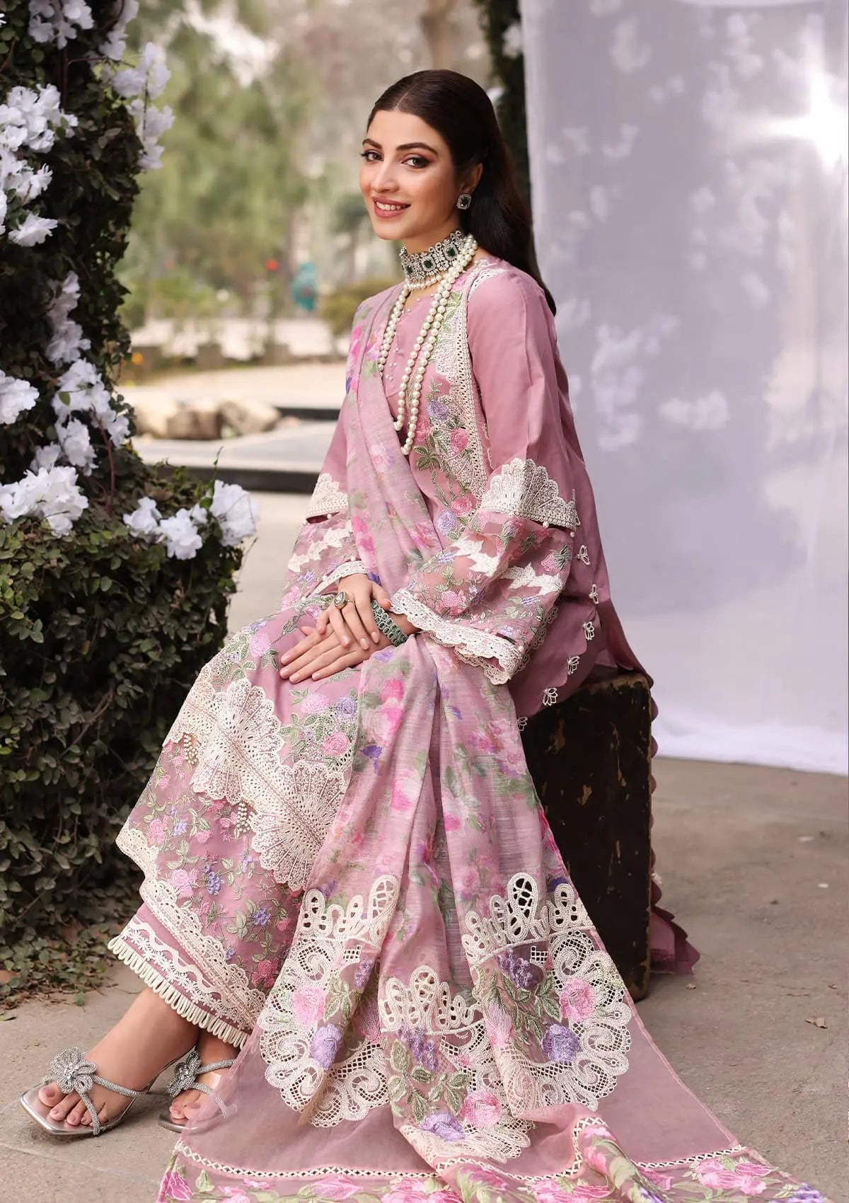 KFL - 3 - Sassi | Kahf | Luxury lawn Collection 2024