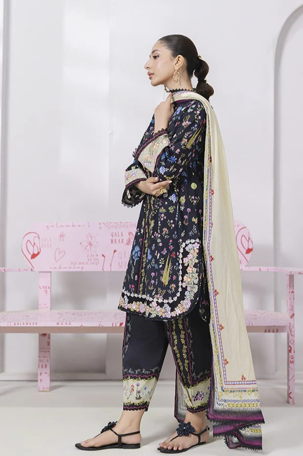 EM-09 (B) PAIGE | Qalamkar | Qprints Lawn Volume 2 2025