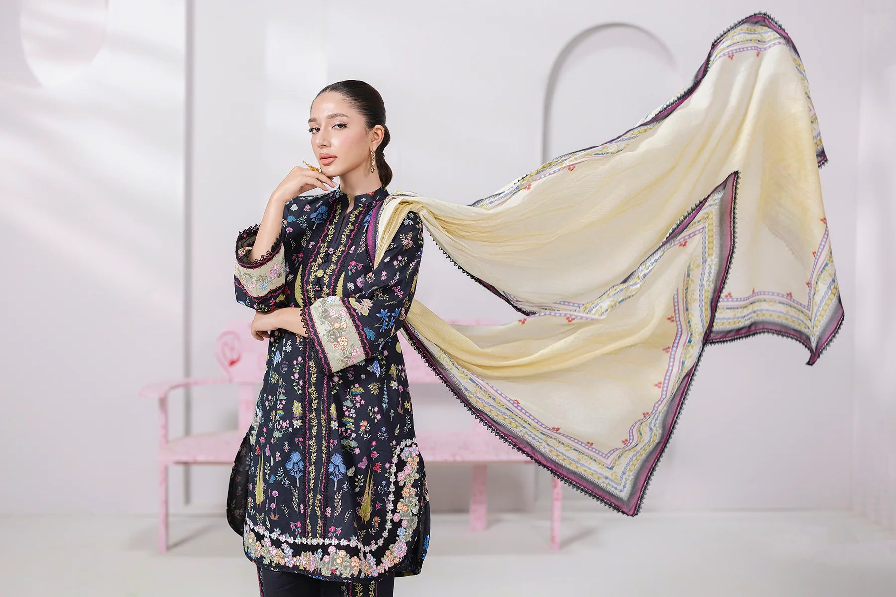 EM-09 (B) PAIGE | Qalamkar | Qprints Lawn Volume 2 2025
