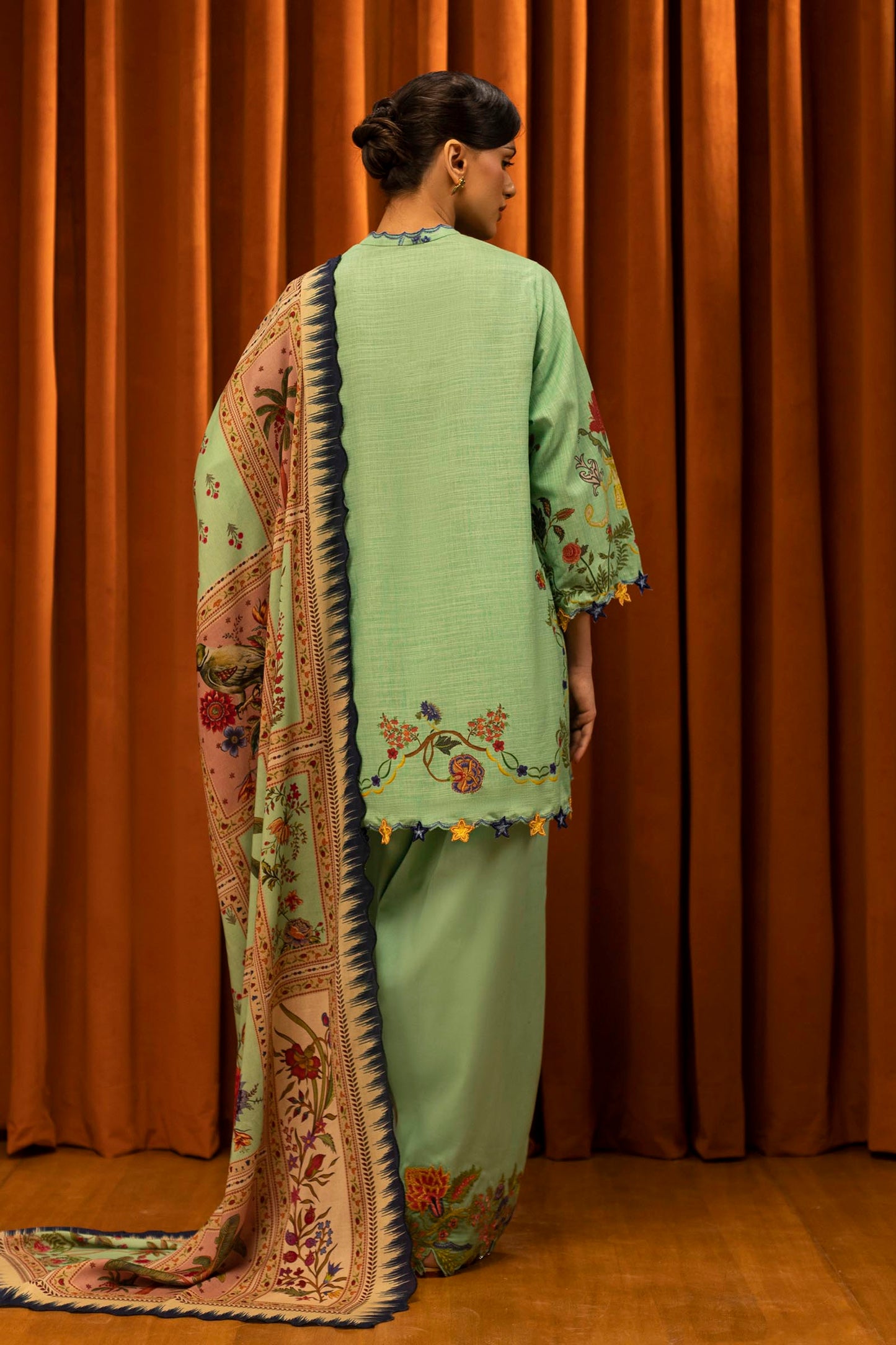 M253-04B-3CY | Sana Safinaz Muzlin Winter Collection 2025