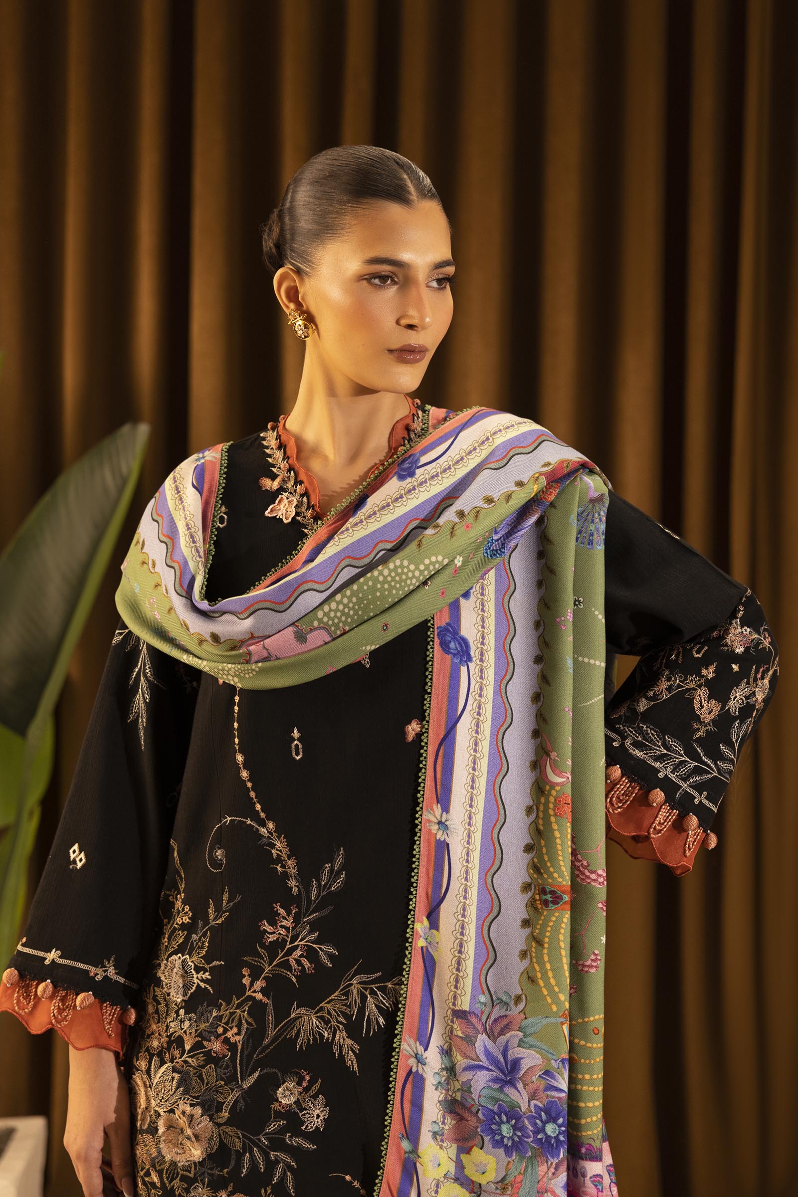 M253-06A-3CP | Sana Safinaz Muzlin Winter Collection 2025