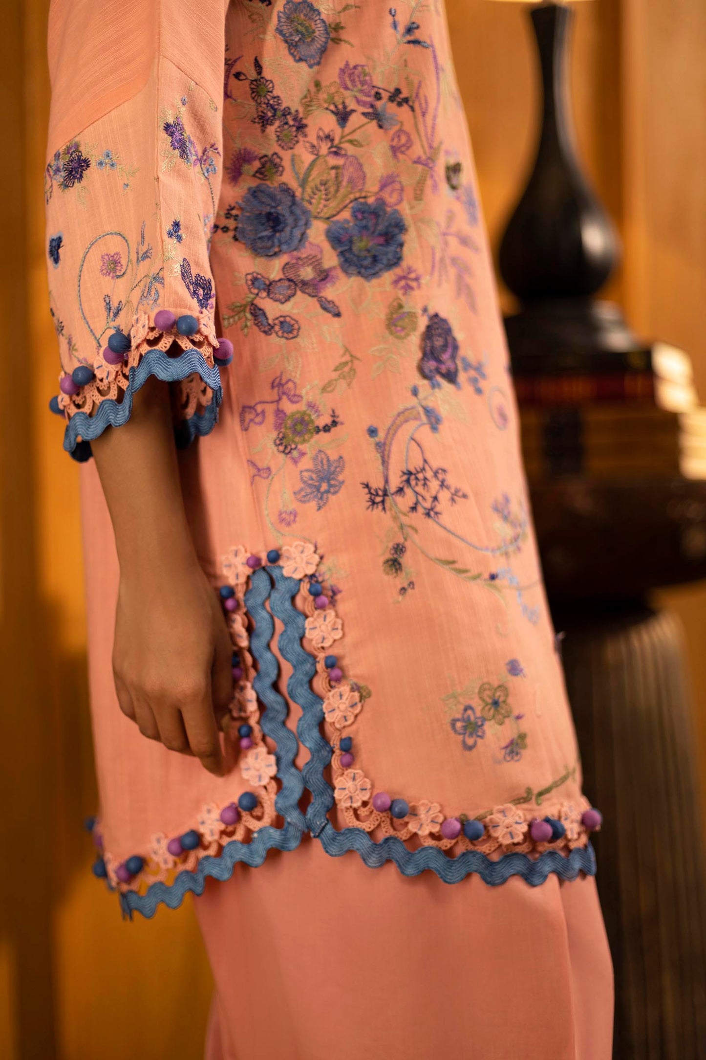 M253-06B-3CP | Sana Safinaz Muzlin Winter Collection 2025