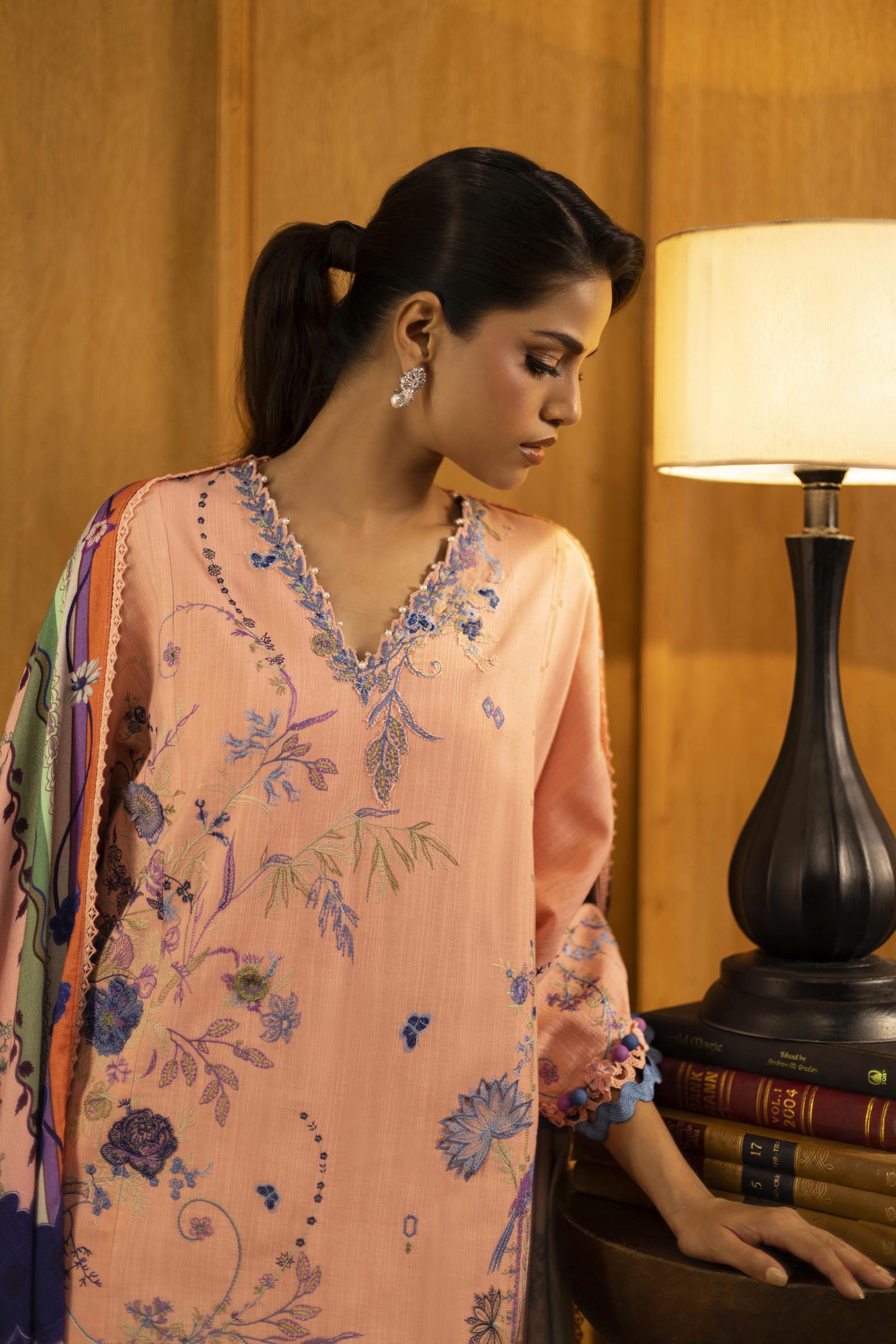 M253-06B-3CP | Sana Safinaz Muzlin Winter Collection 2025