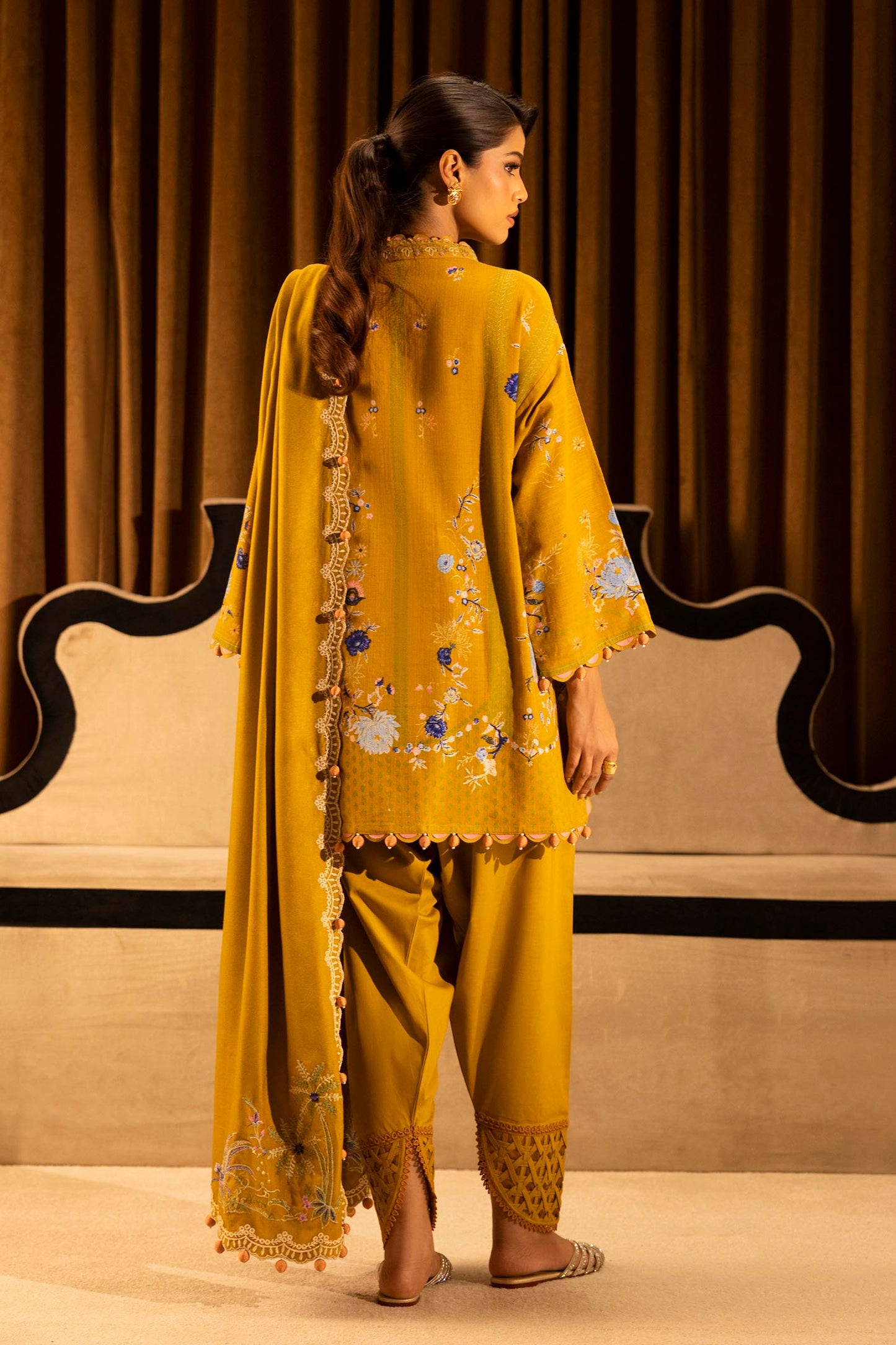 M253-07B-3CP | Sana Safinaz Muzlin Winter Collection 2025