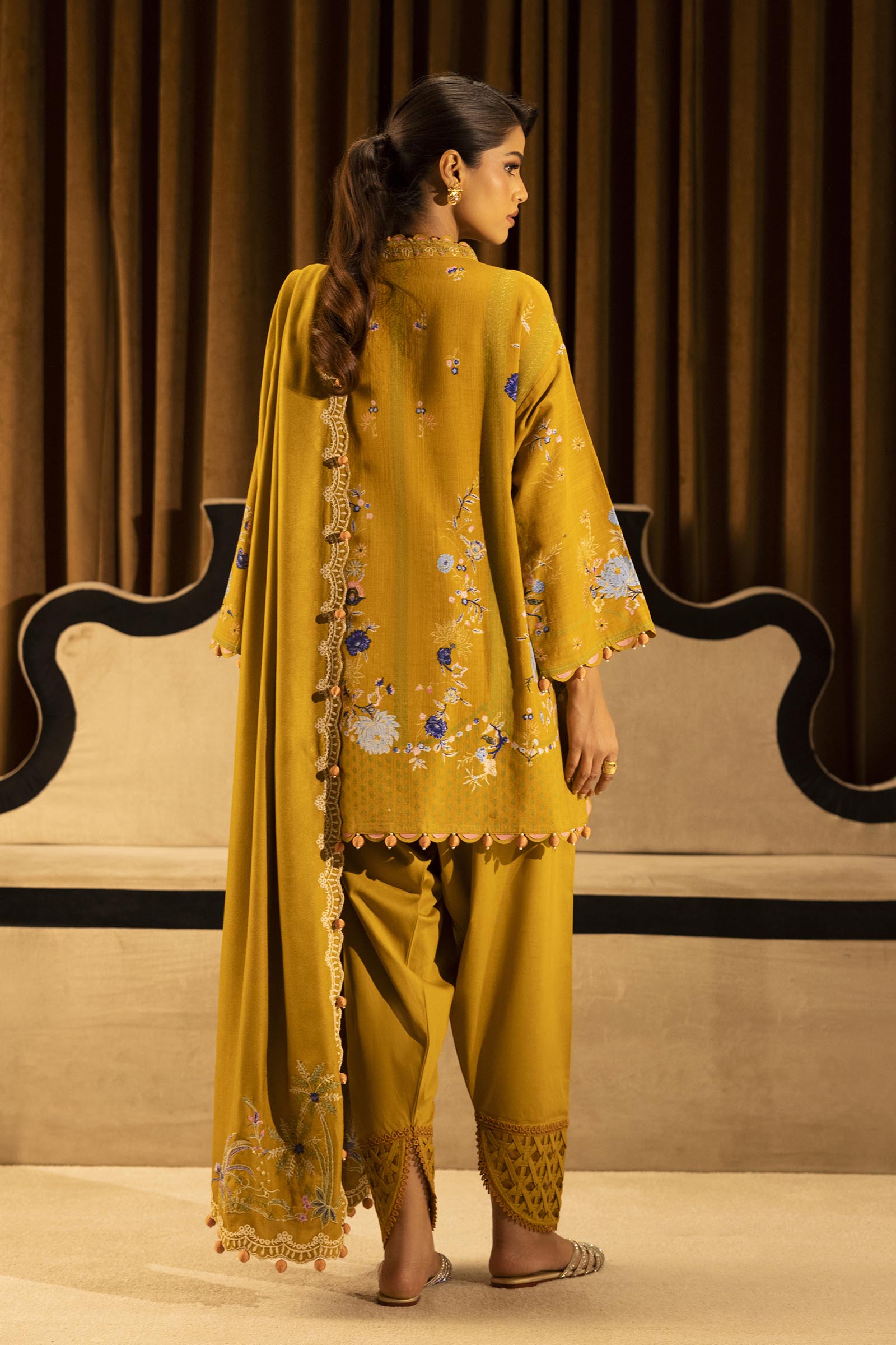 M253-07B-3CP | Sana Safinaz Muzlin Winter Collection 2025