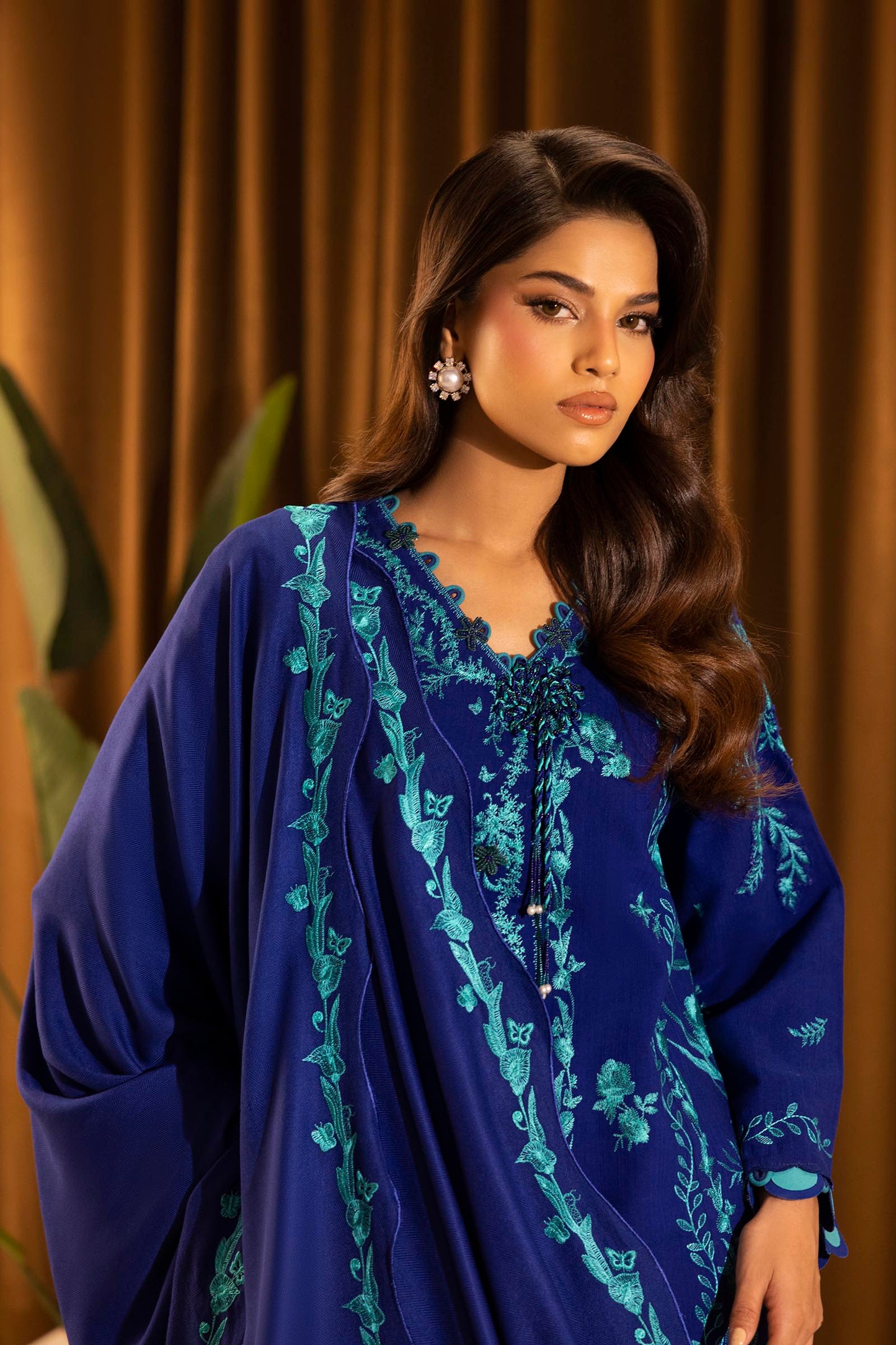 M253-010B-3CP | Sana Safinaz Muzlin Winter Collection 2025