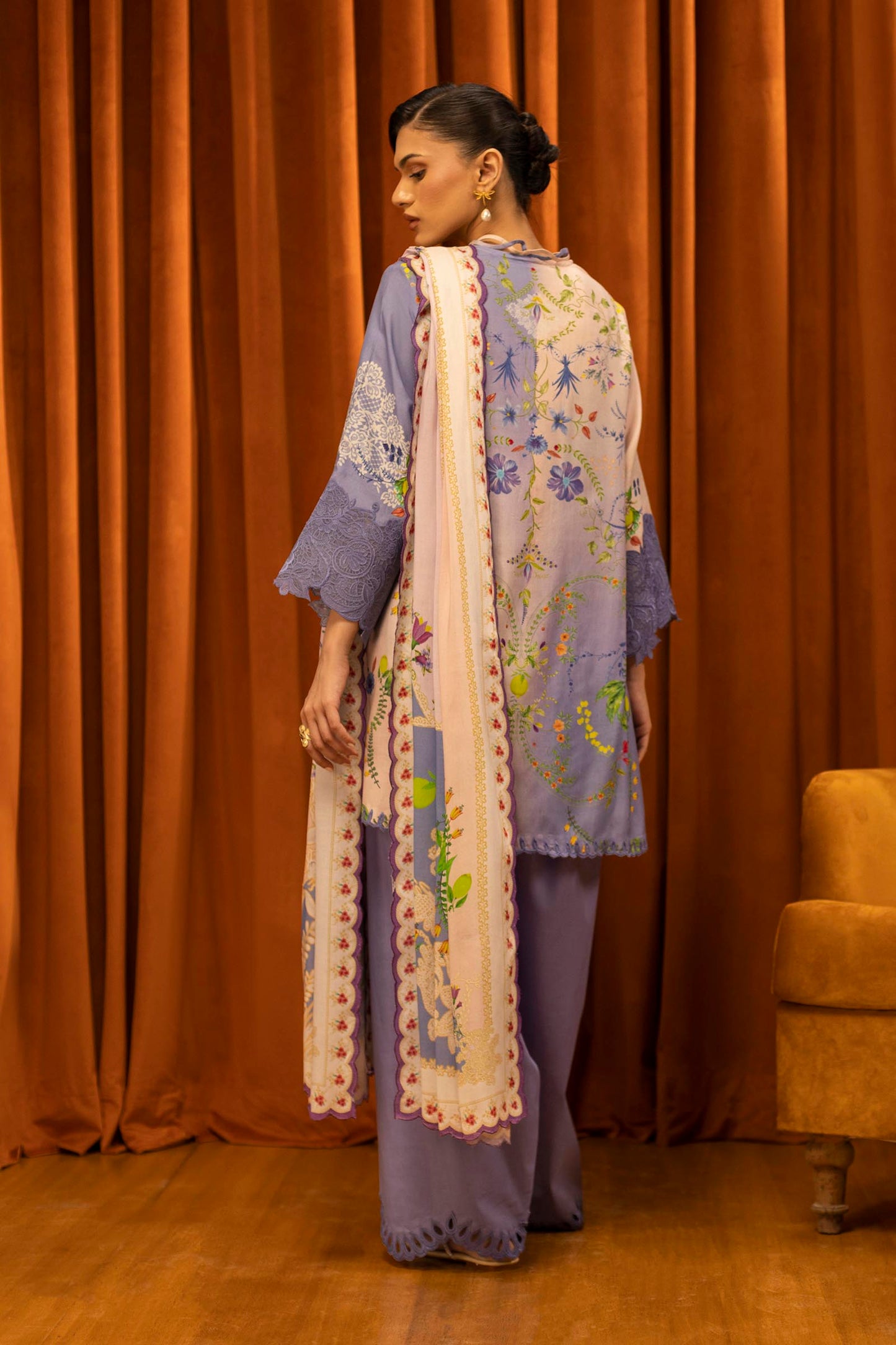 M253-017B-3CY | Sana Safinaz Muzlin Winter Collection 2025
